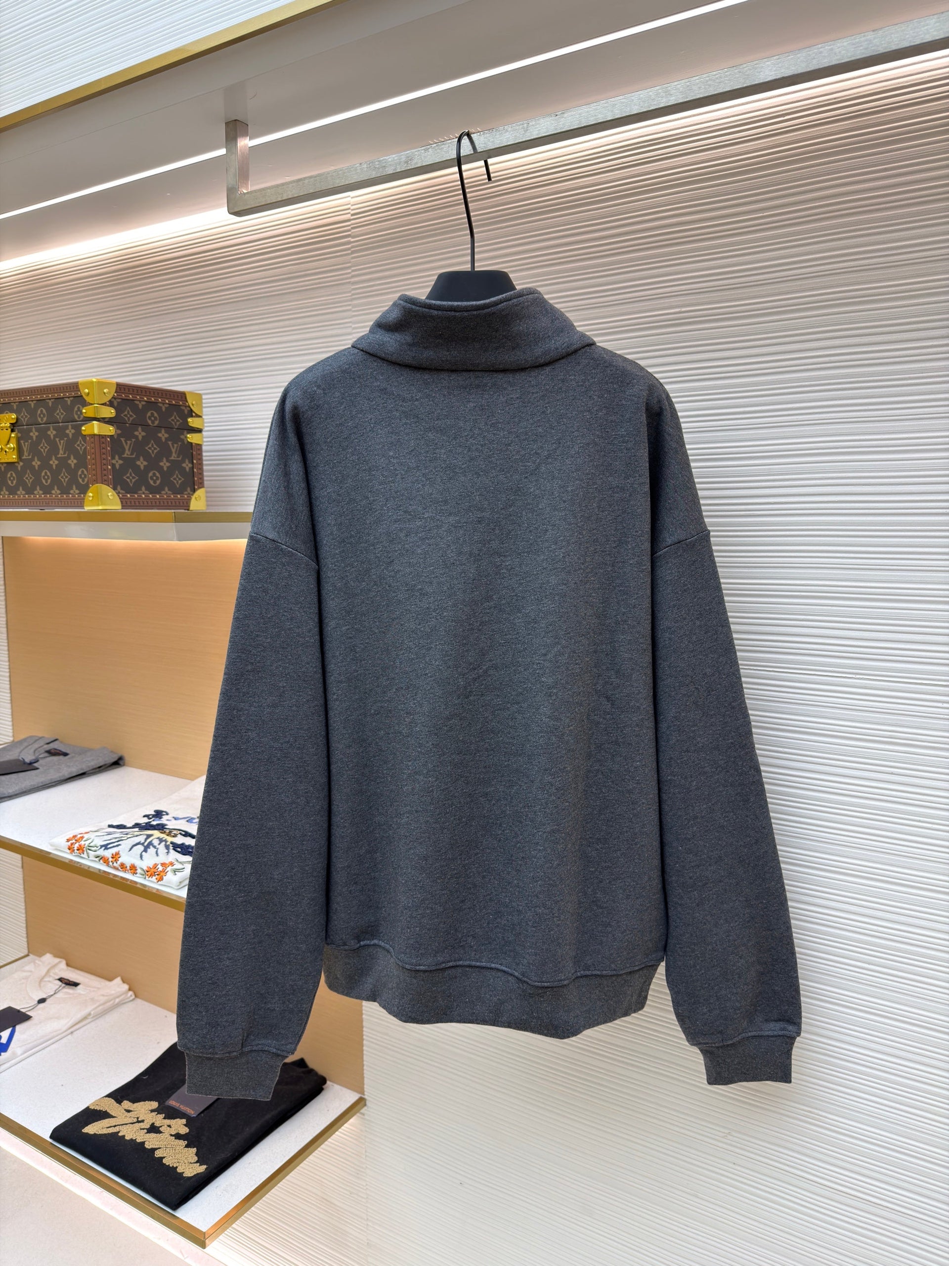 CD SWEATSHIRT