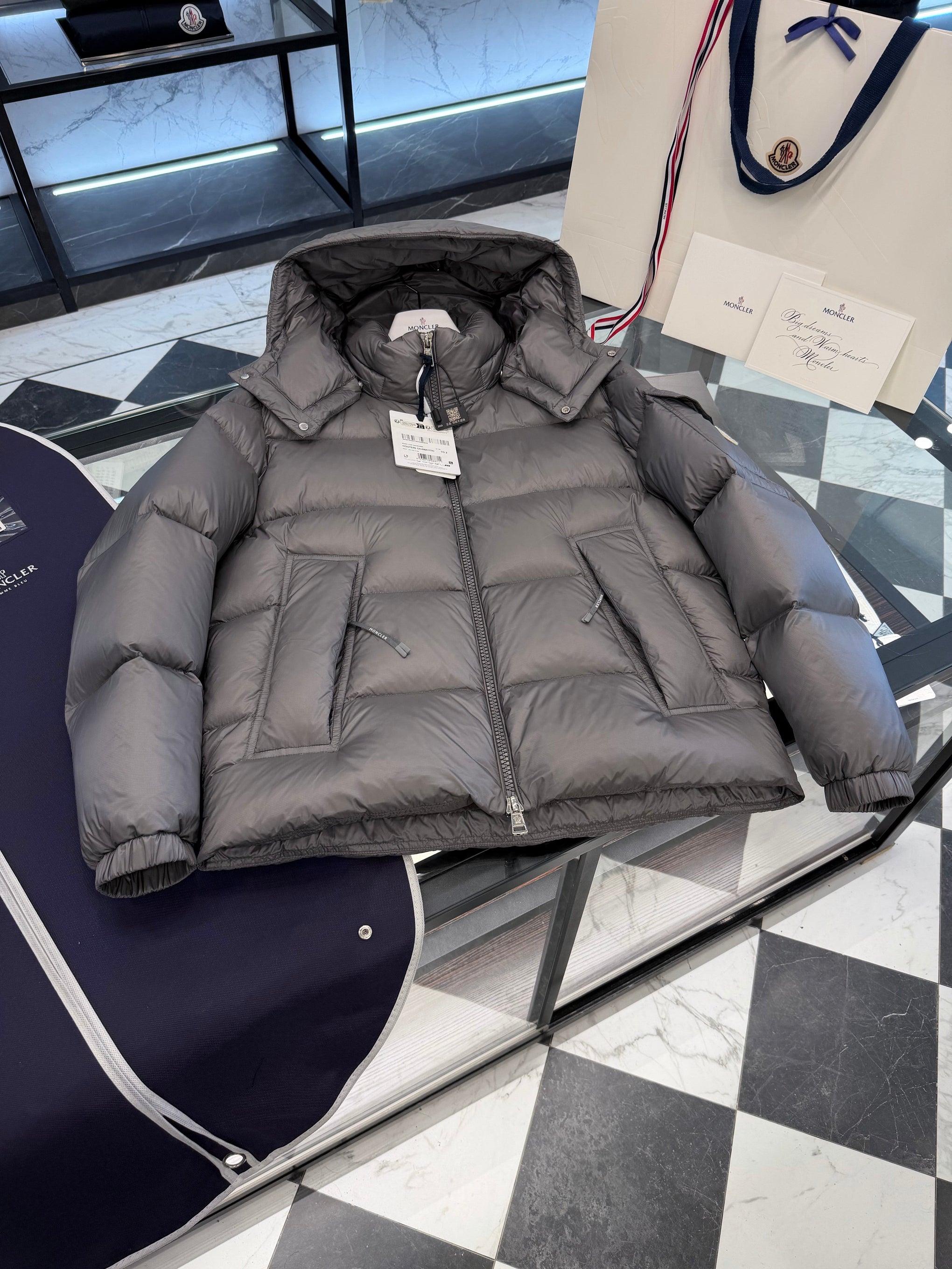 MONC COUYERE JACKET