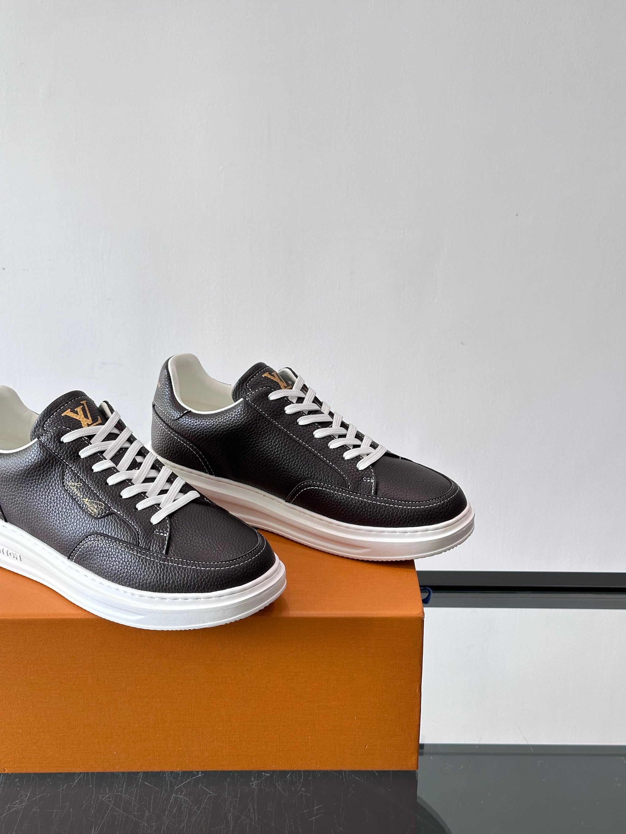 LOU BEVERLY HILLS SNEAKERS