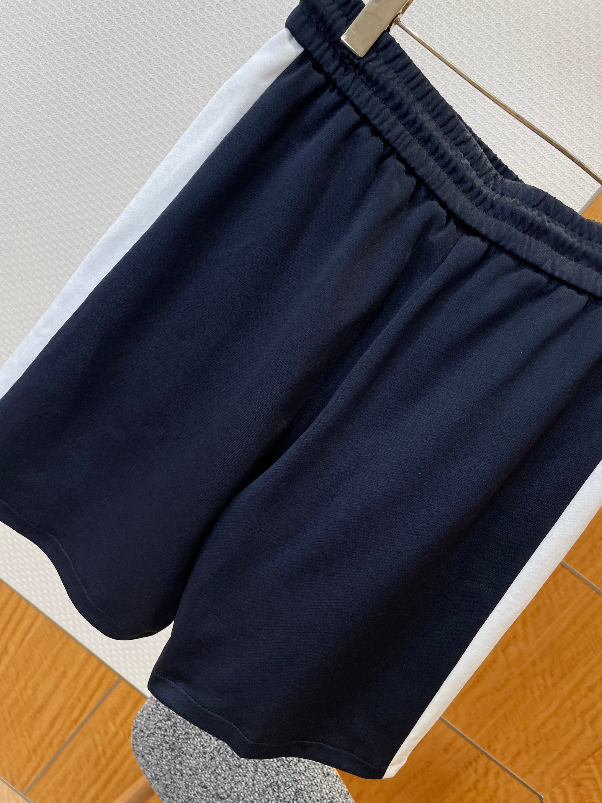 GG SHORTS