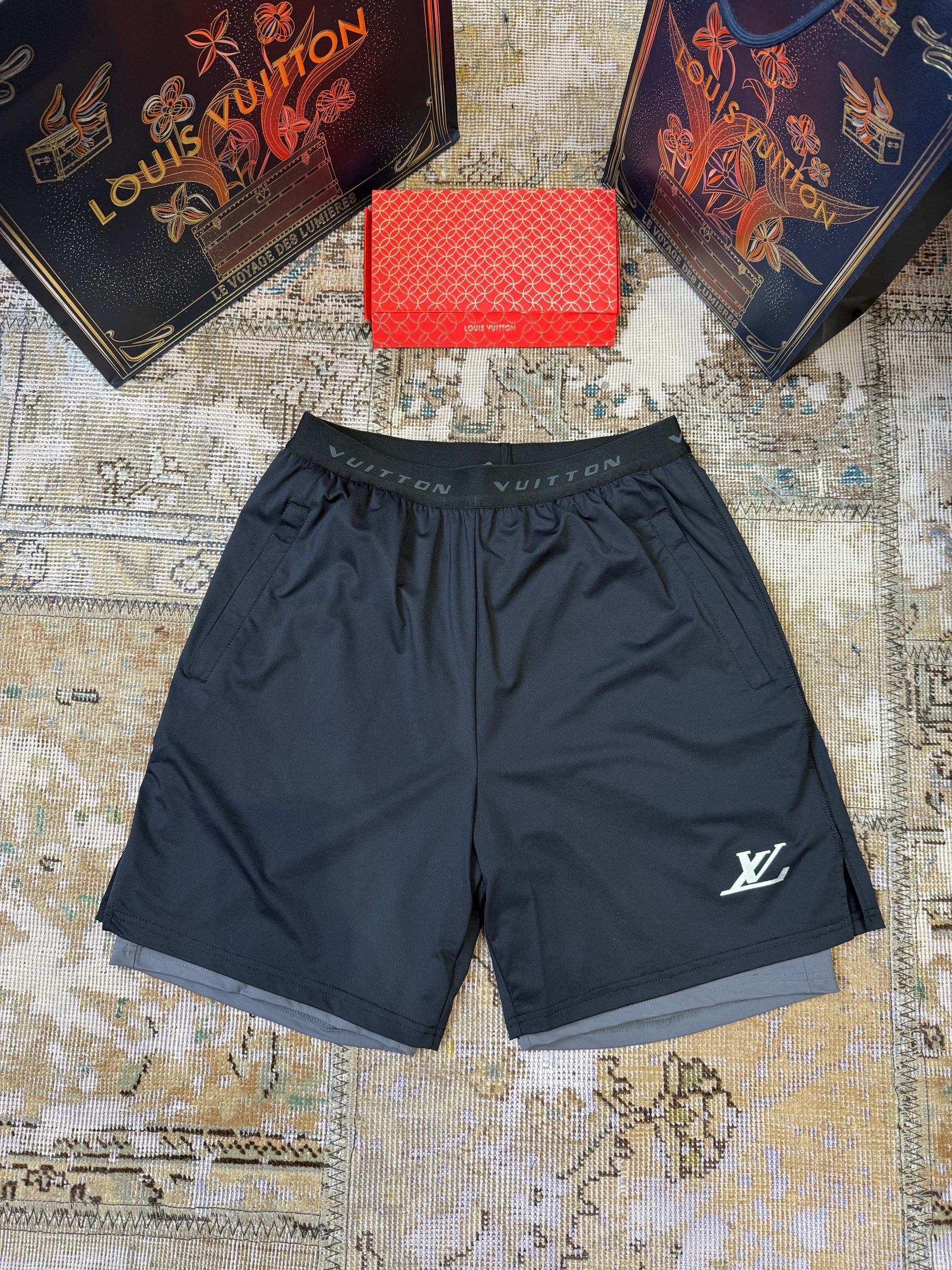LOU SHORTS