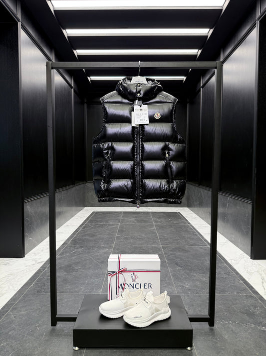 MONC BORMES VEST
