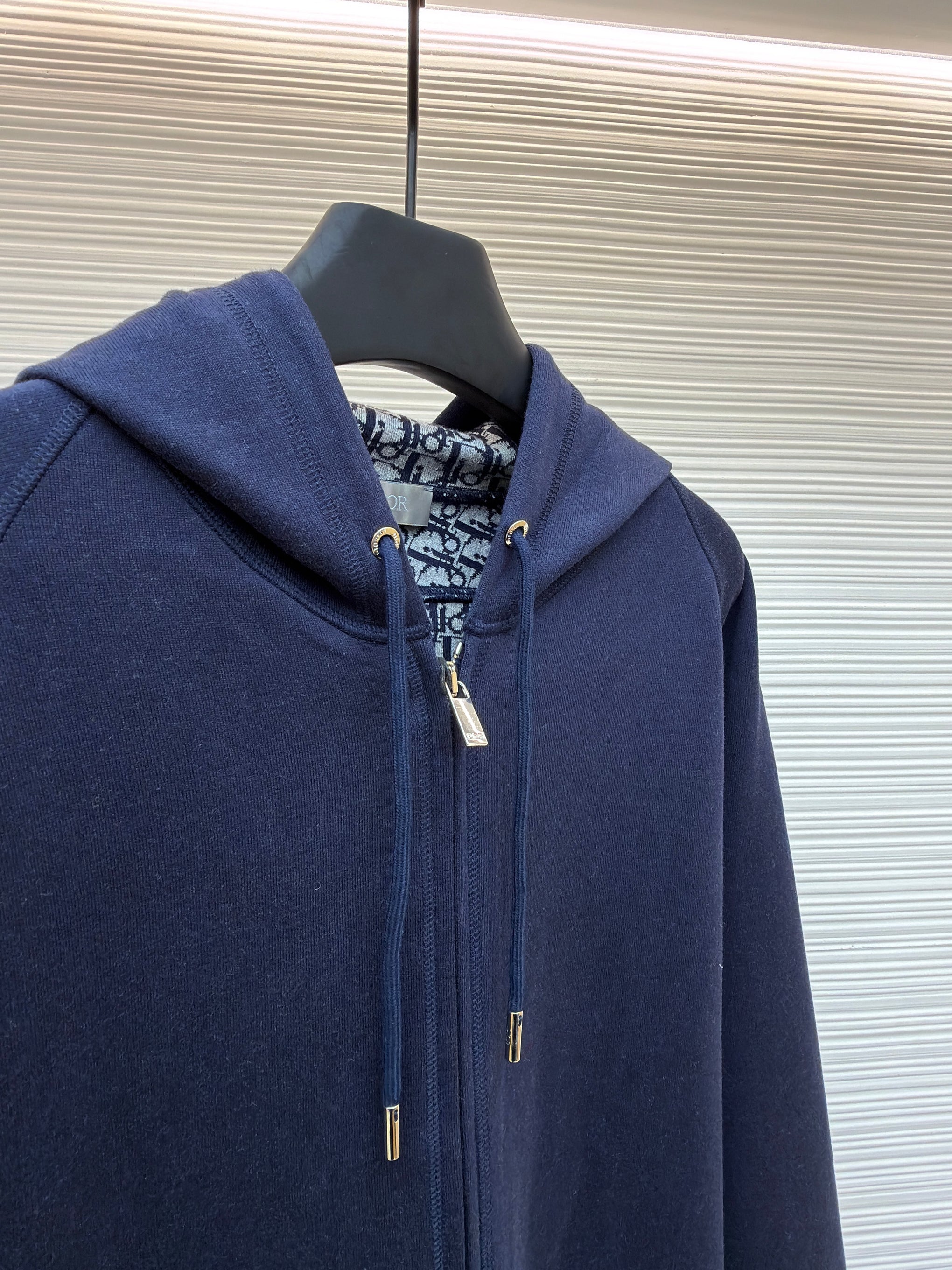 CD ZIP HOODIE