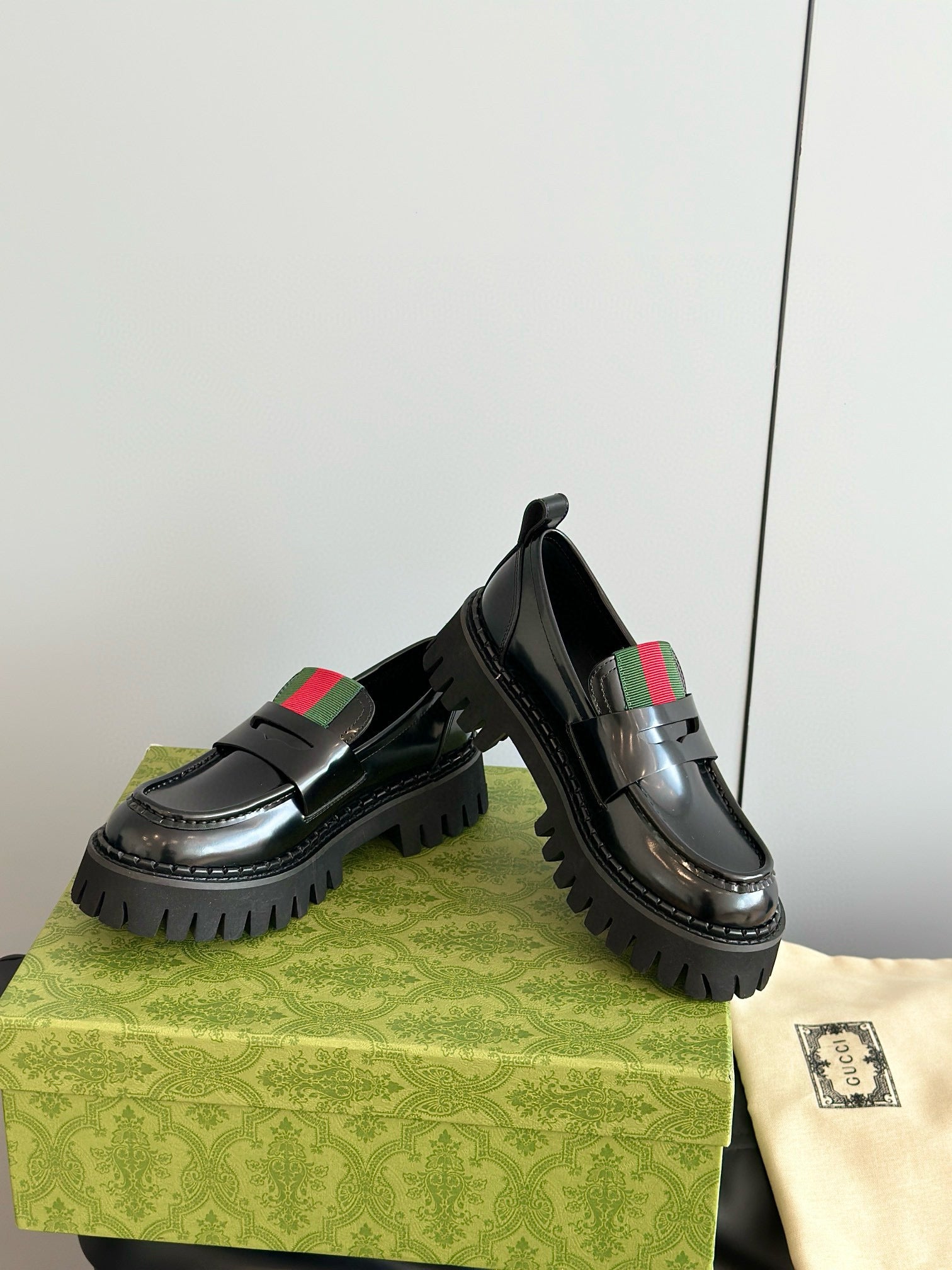 GG LOAFERS