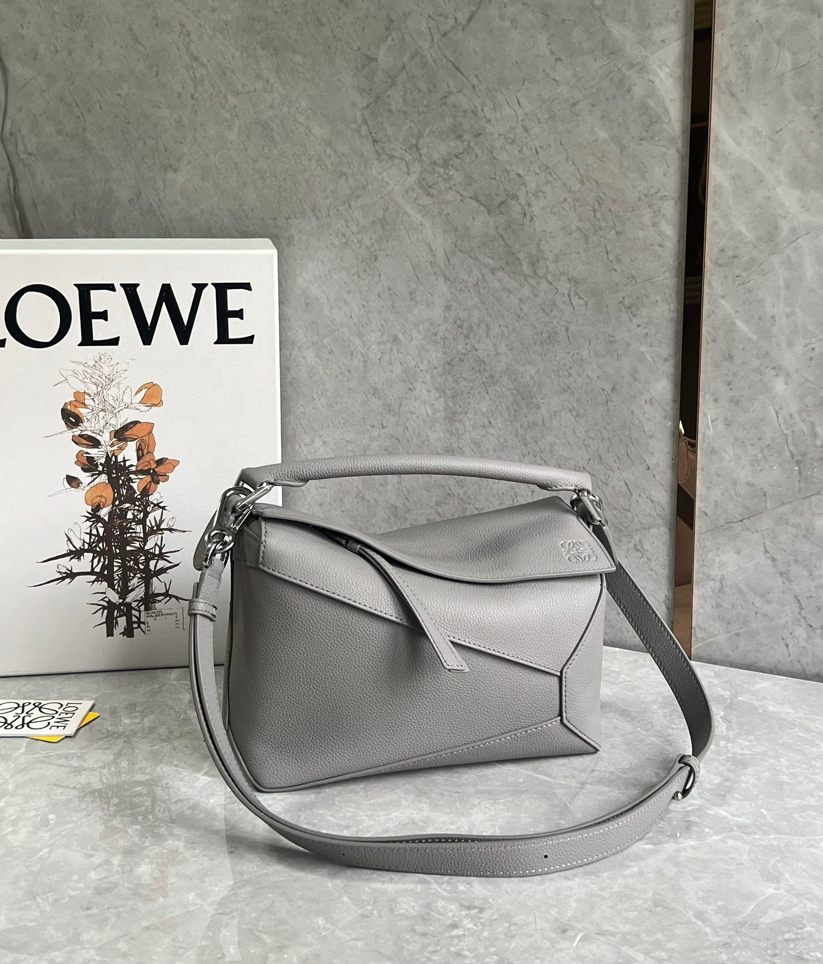 LOEW SMALL PUZZLE EDGE BAG