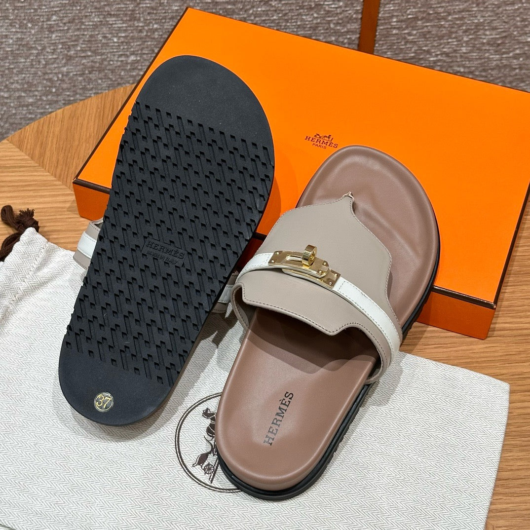 HERM EMPIRE SANDALS