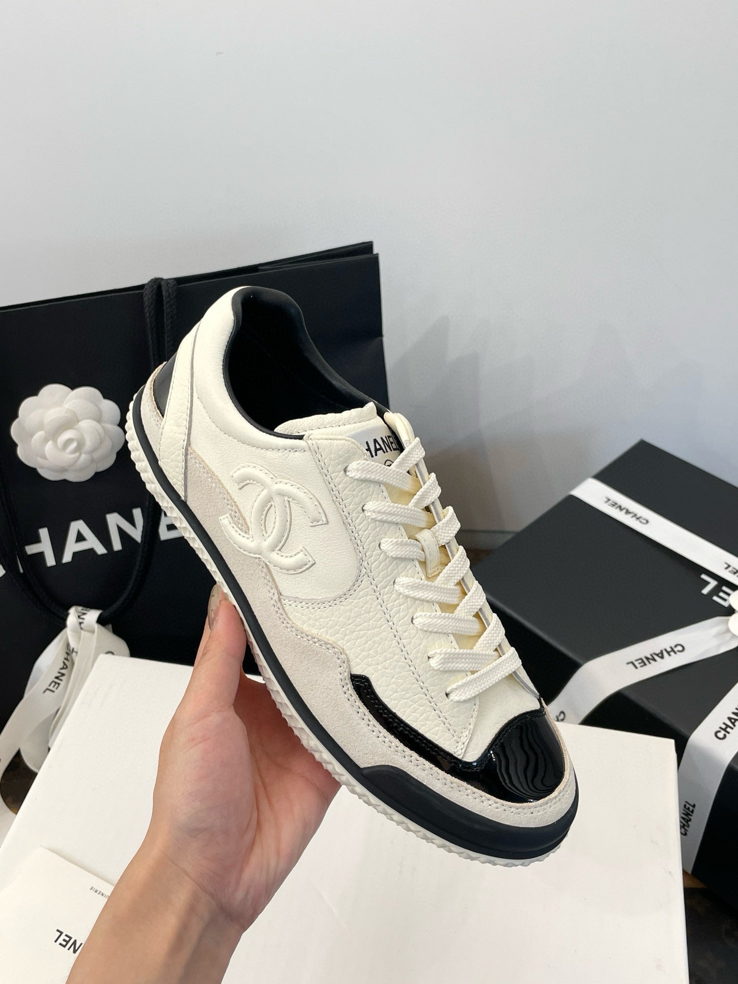 CC SNEAKER