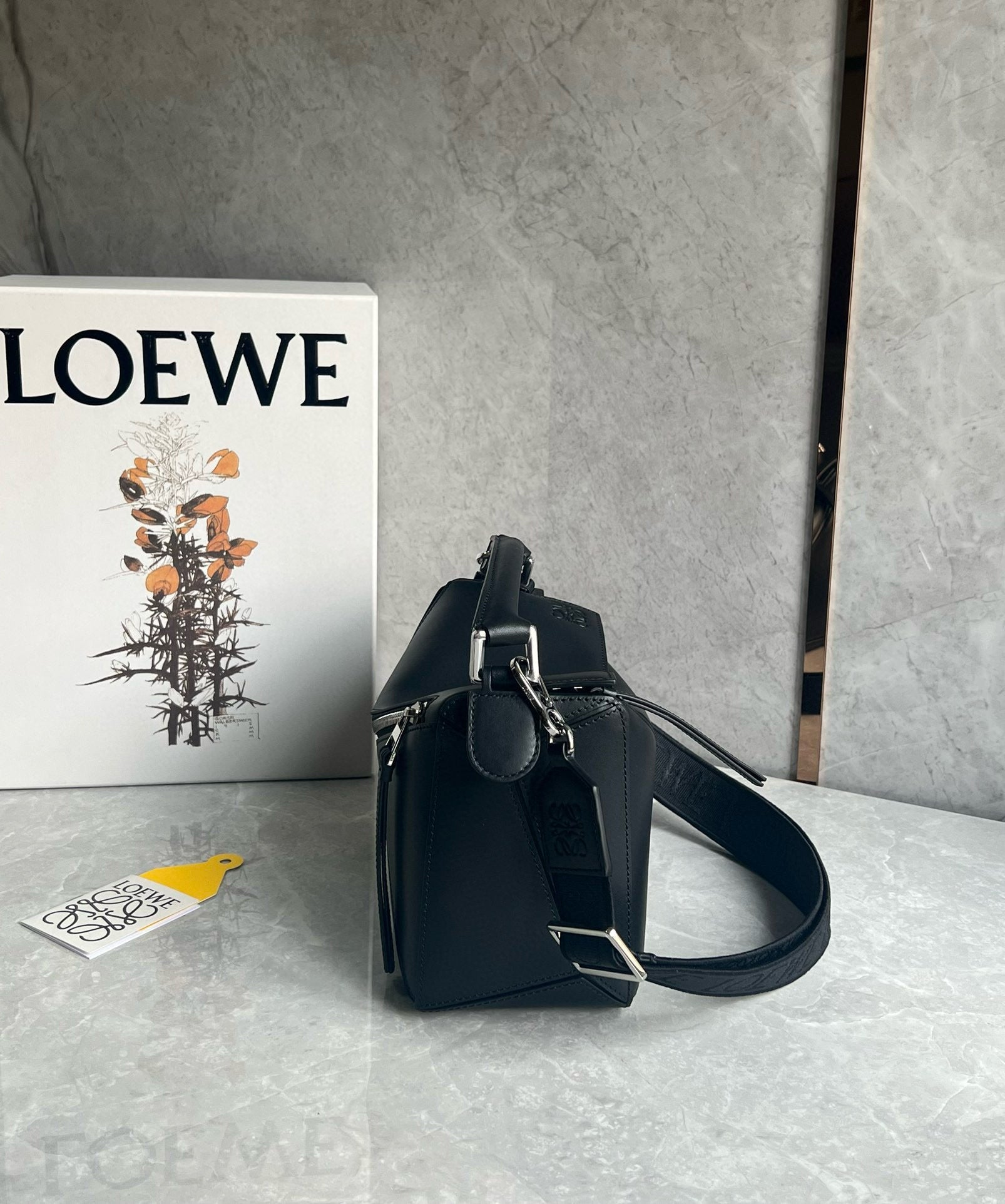 LOEW SMALL PUZZLE BAG