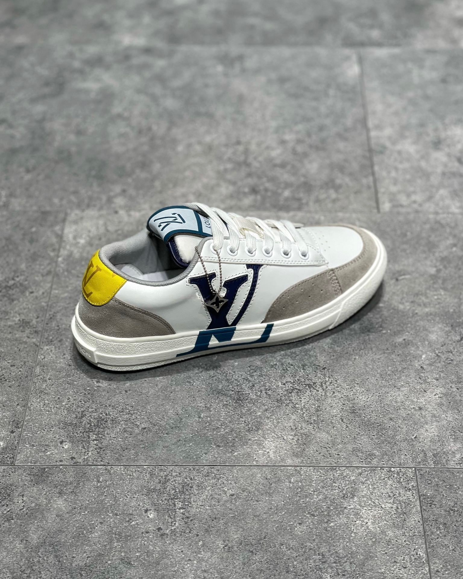 LOU TRAINERS
