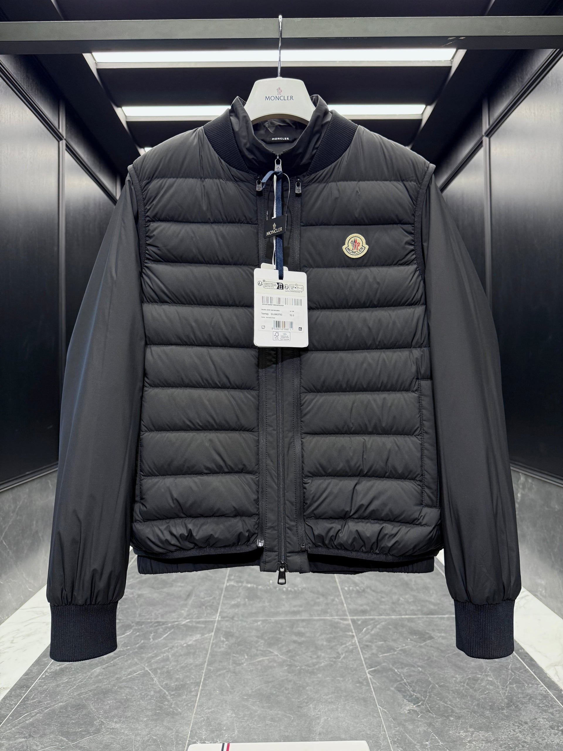 MONC VERNEY JACKET