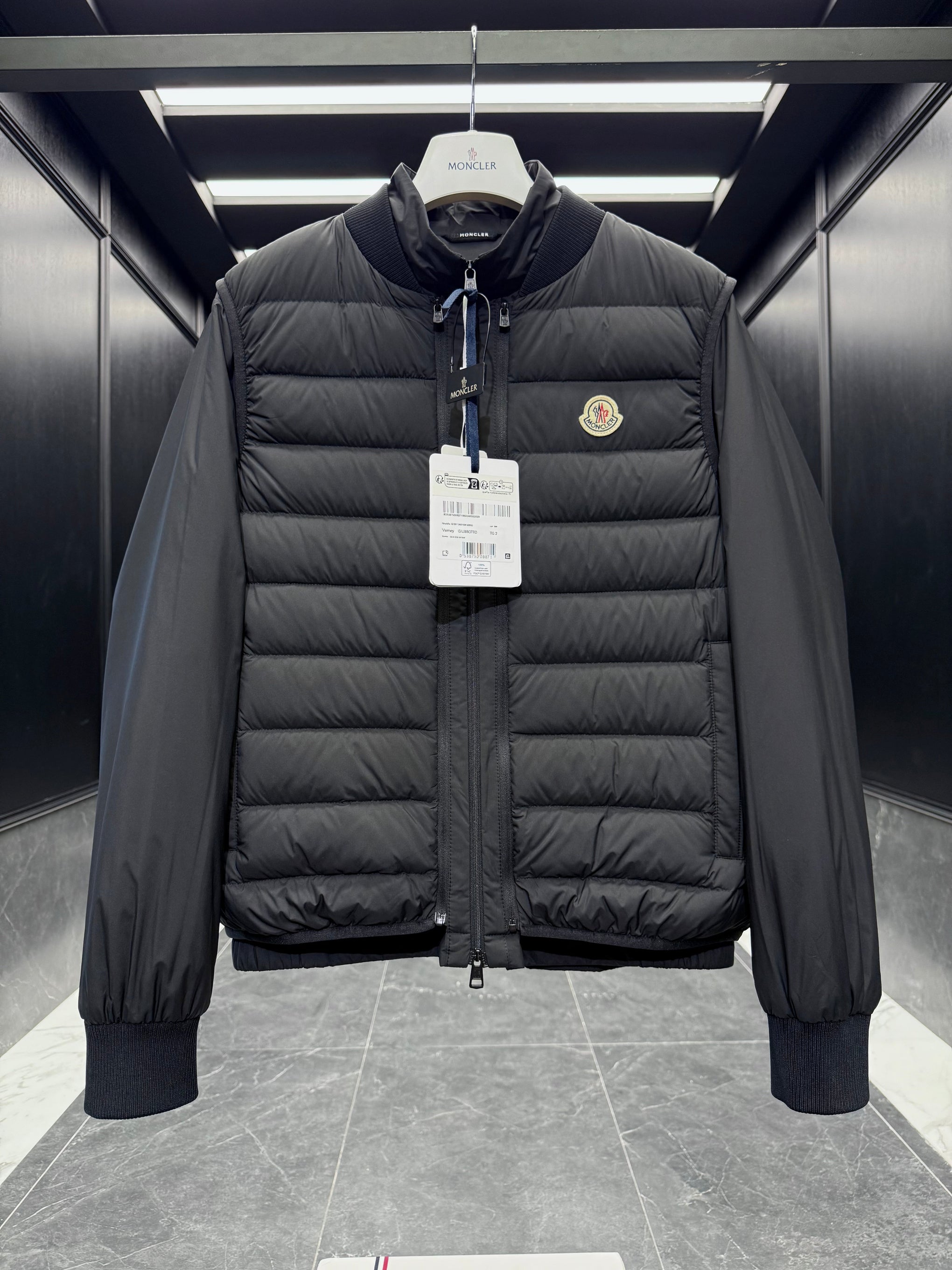 MONC VERNEY JACKET