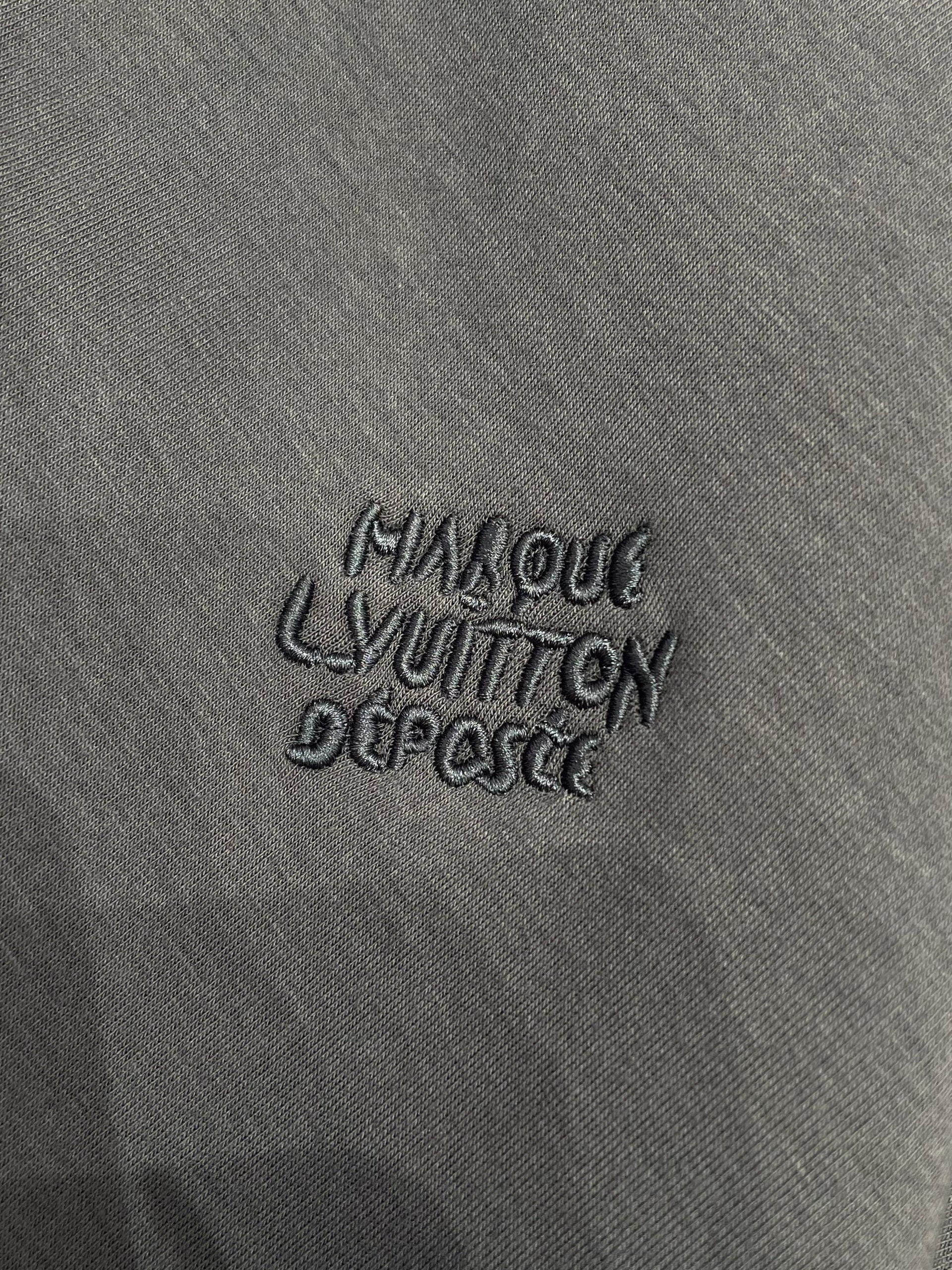 LOU ZIP HOODIE