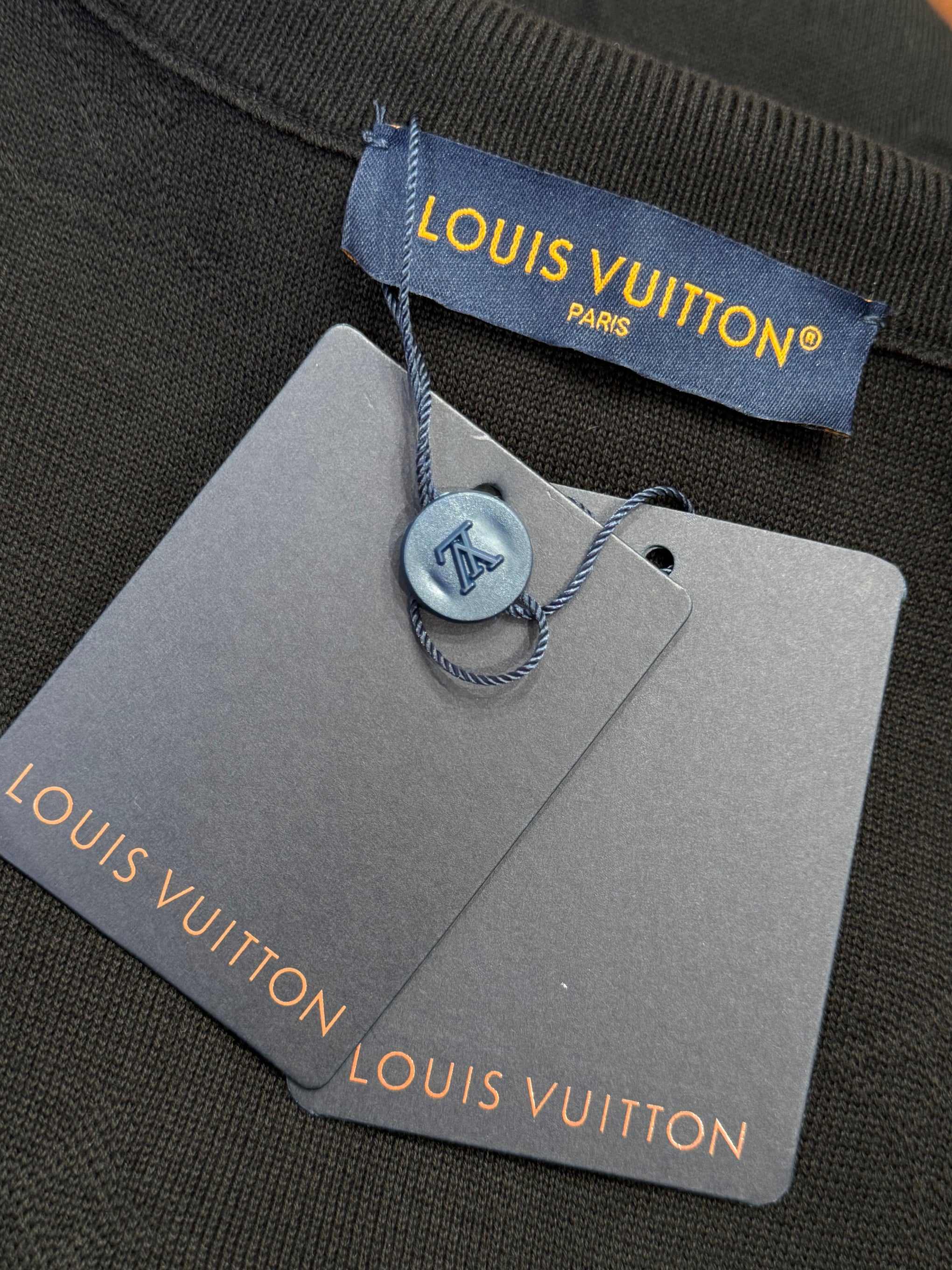 LOU ZIP CARDIGAN