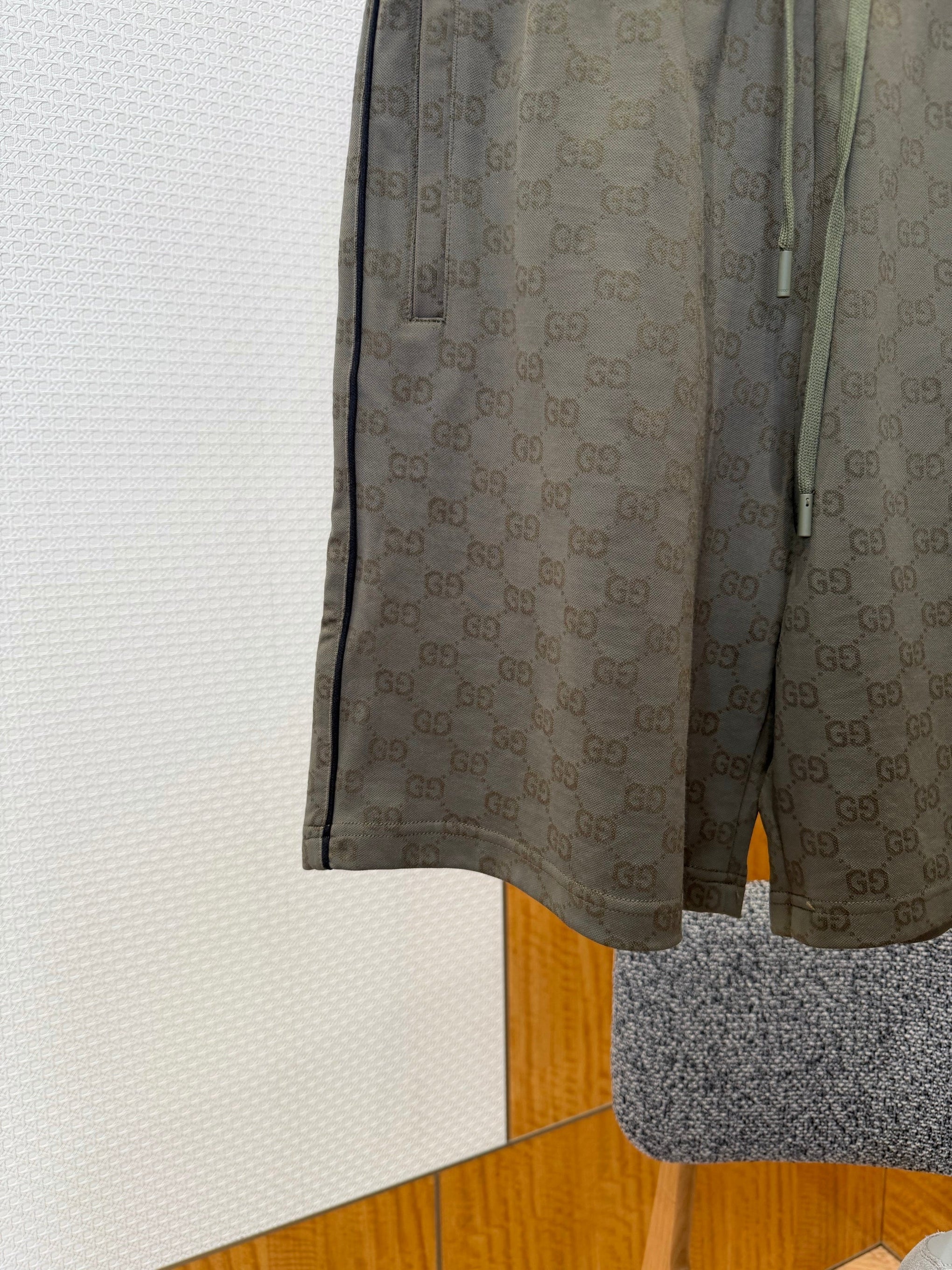 GG SHORTS