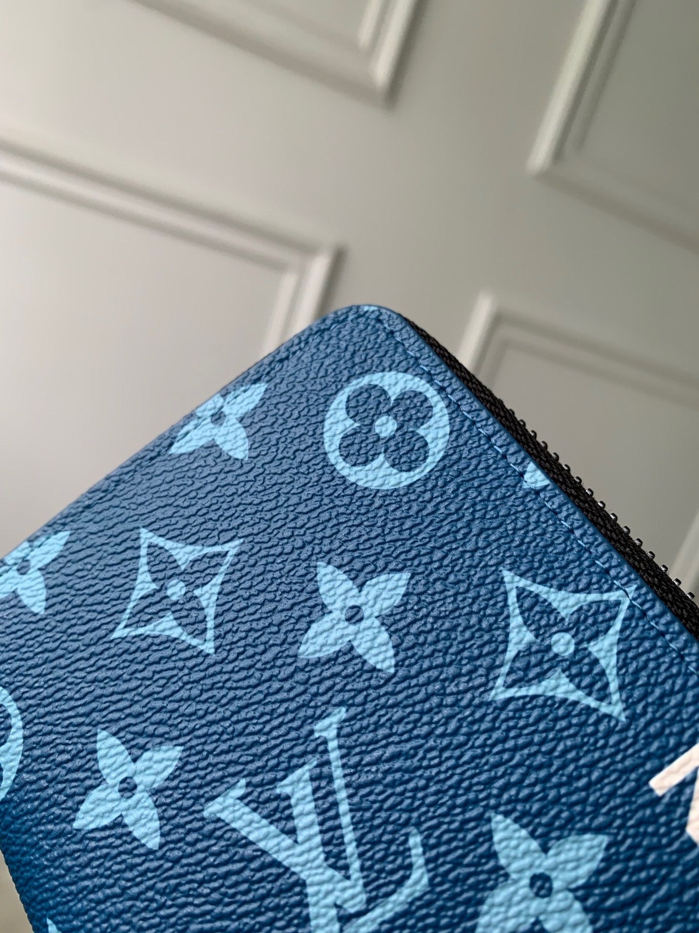 LOU WALLET