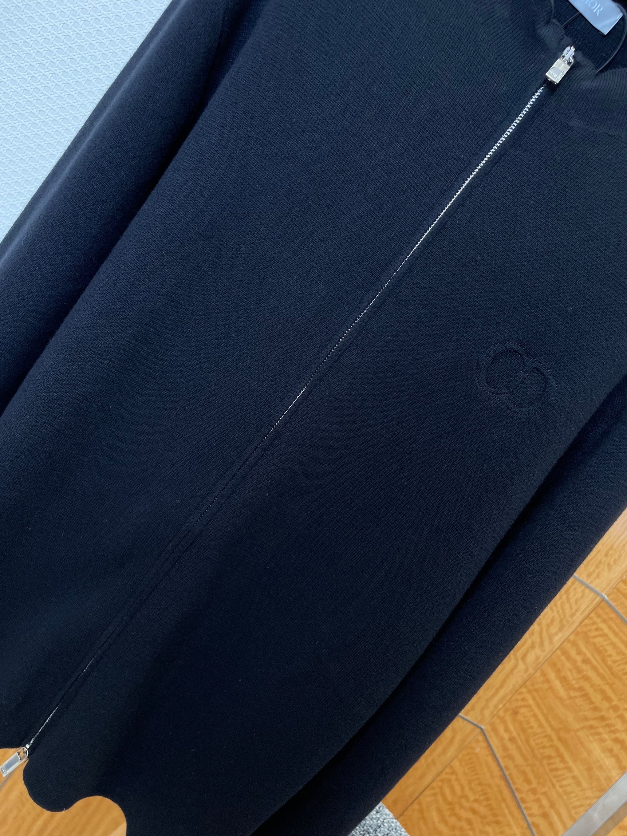 CD JUMPER