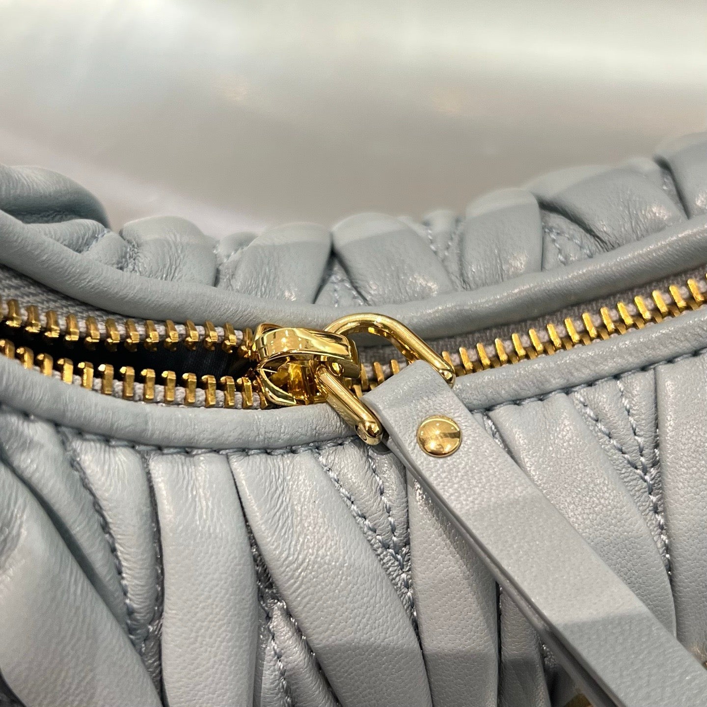 MIU M WANDER BAG