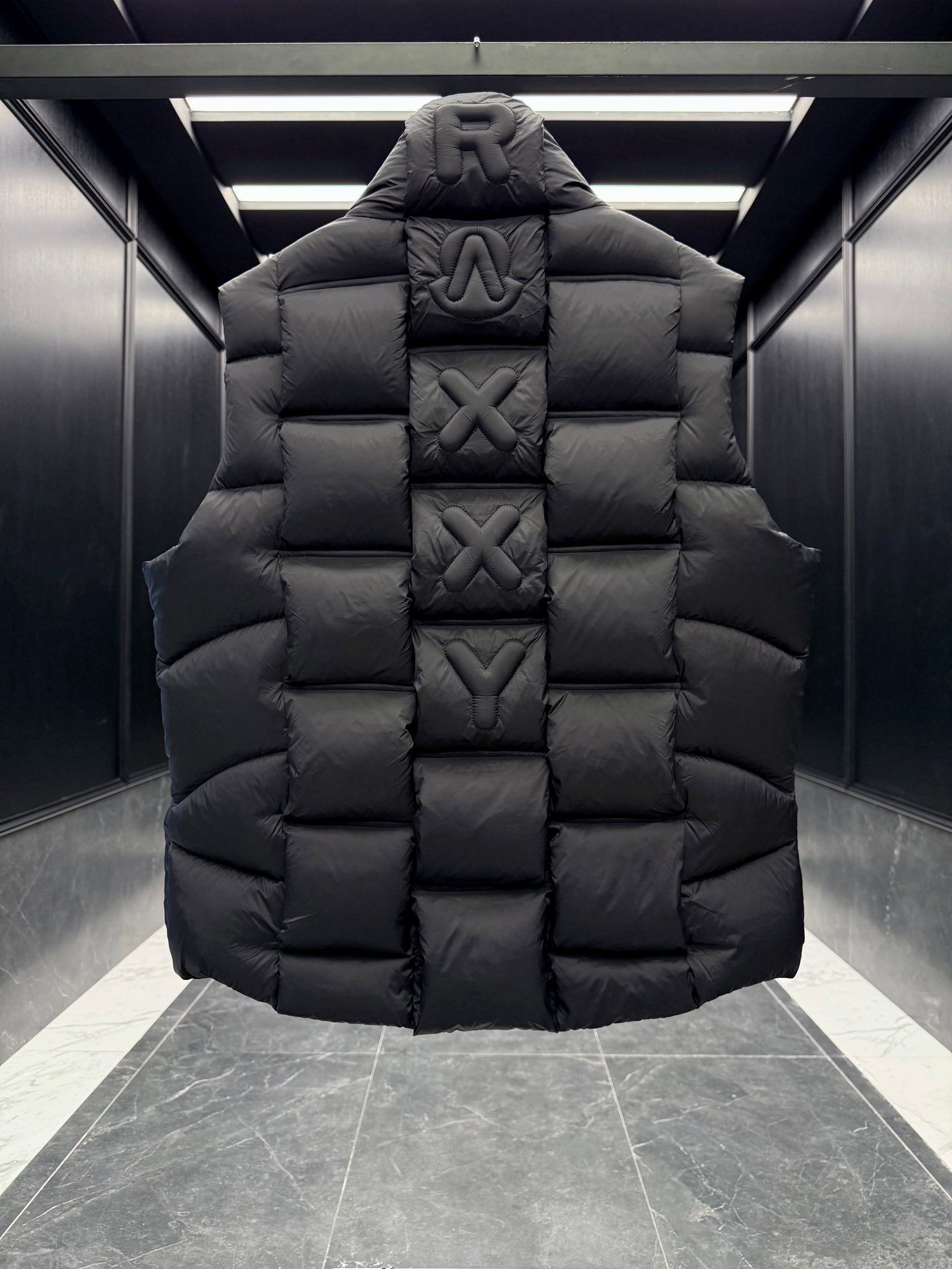MONC x CHRISTOPHER RAXXY VEST