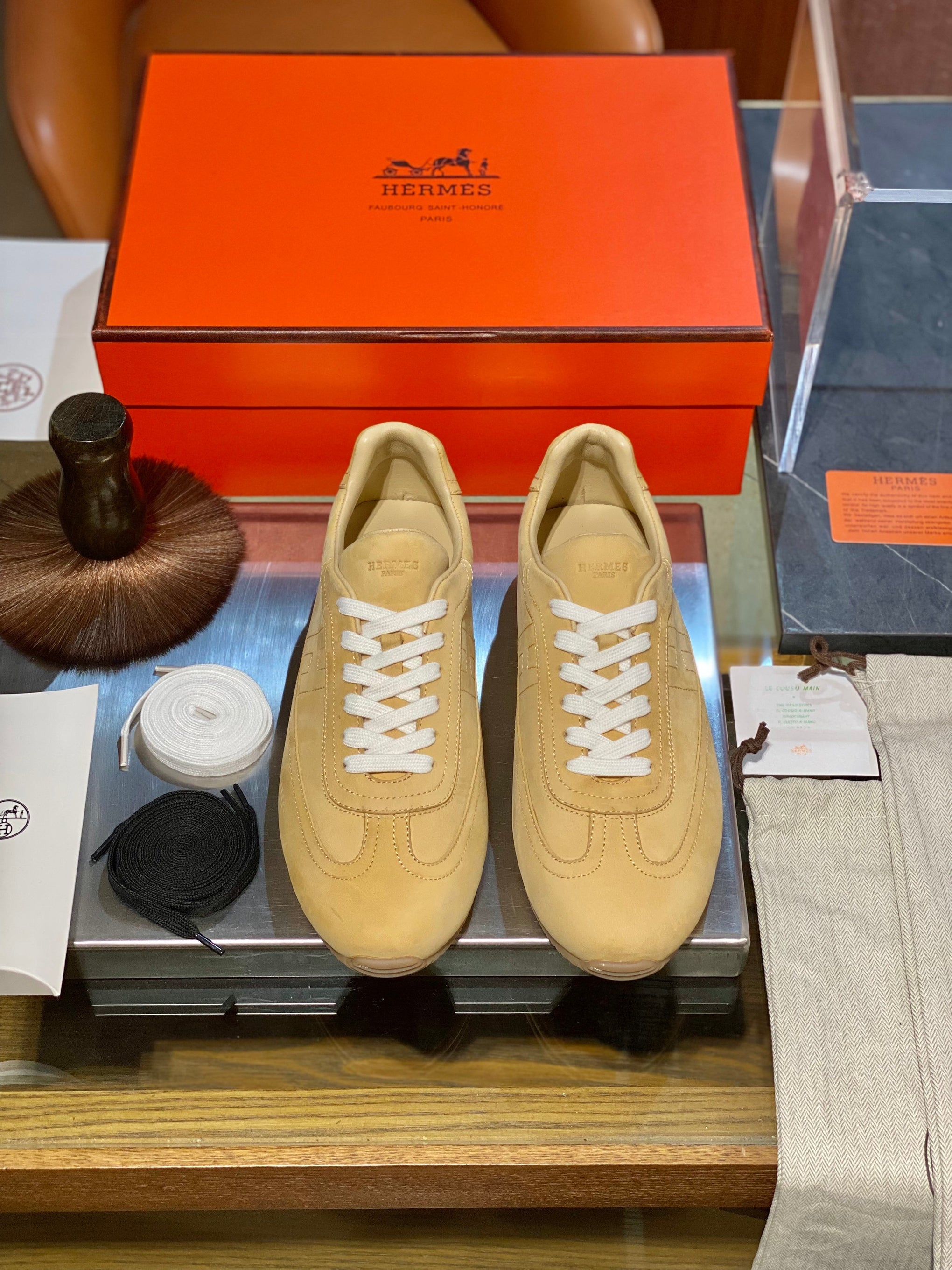HERM MASTER SNEAKER