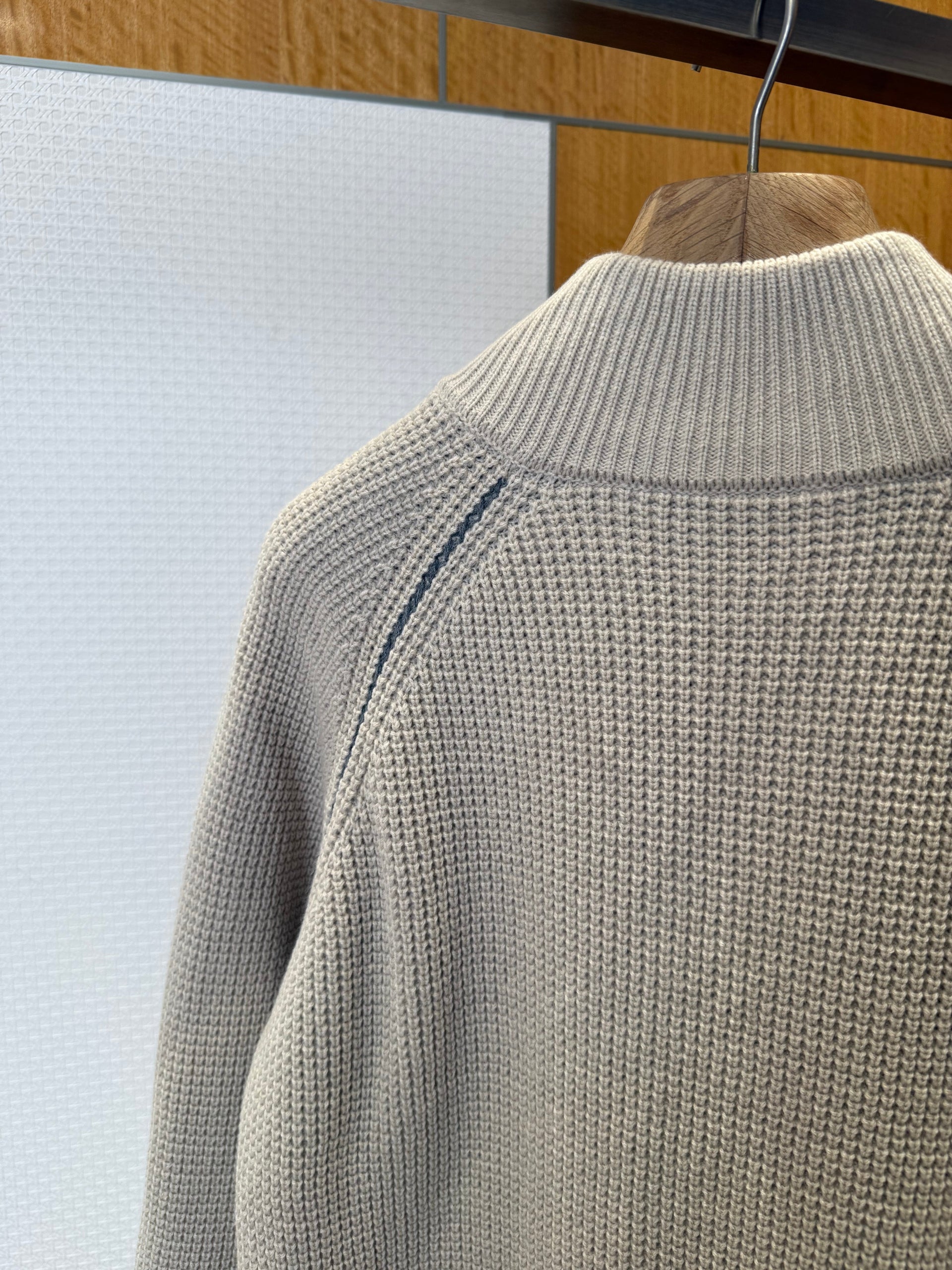 CD JUMPER