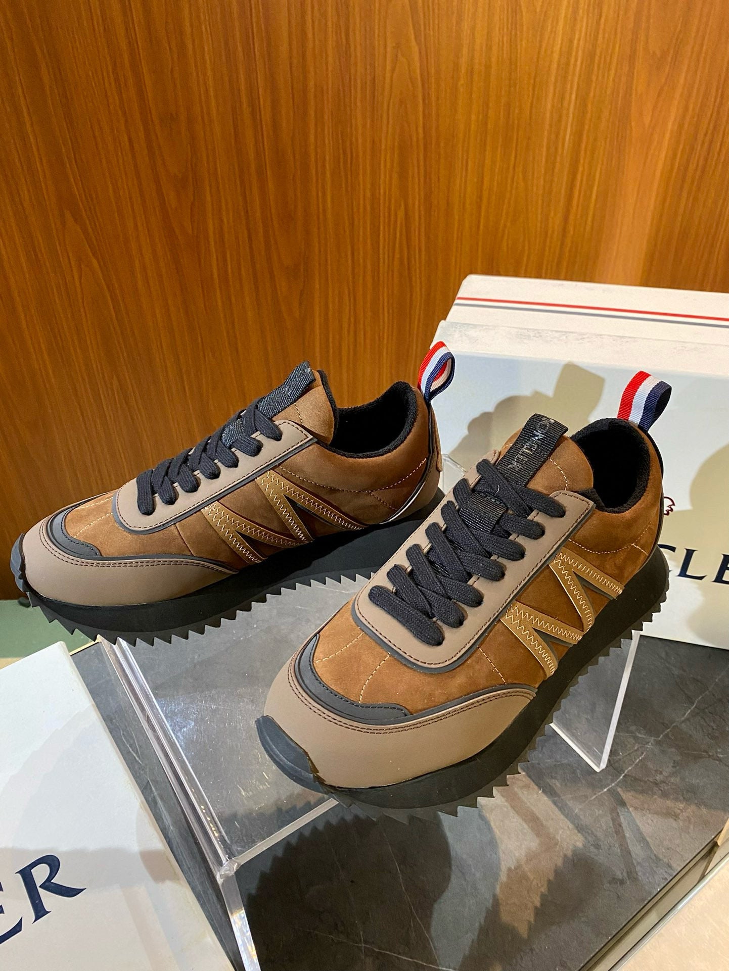 MONC PACEY SNEAKERS