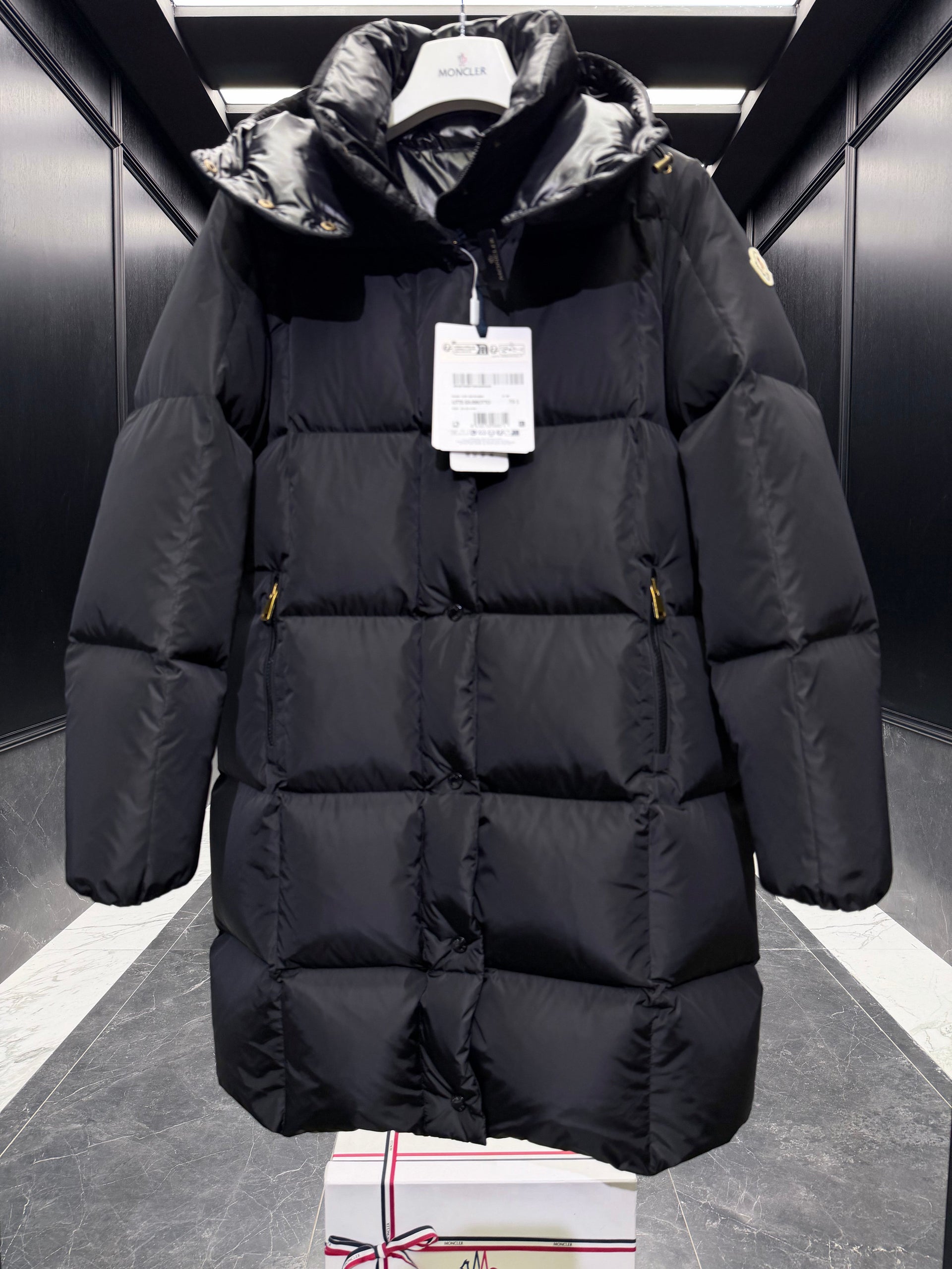 MONC LITTE COAT