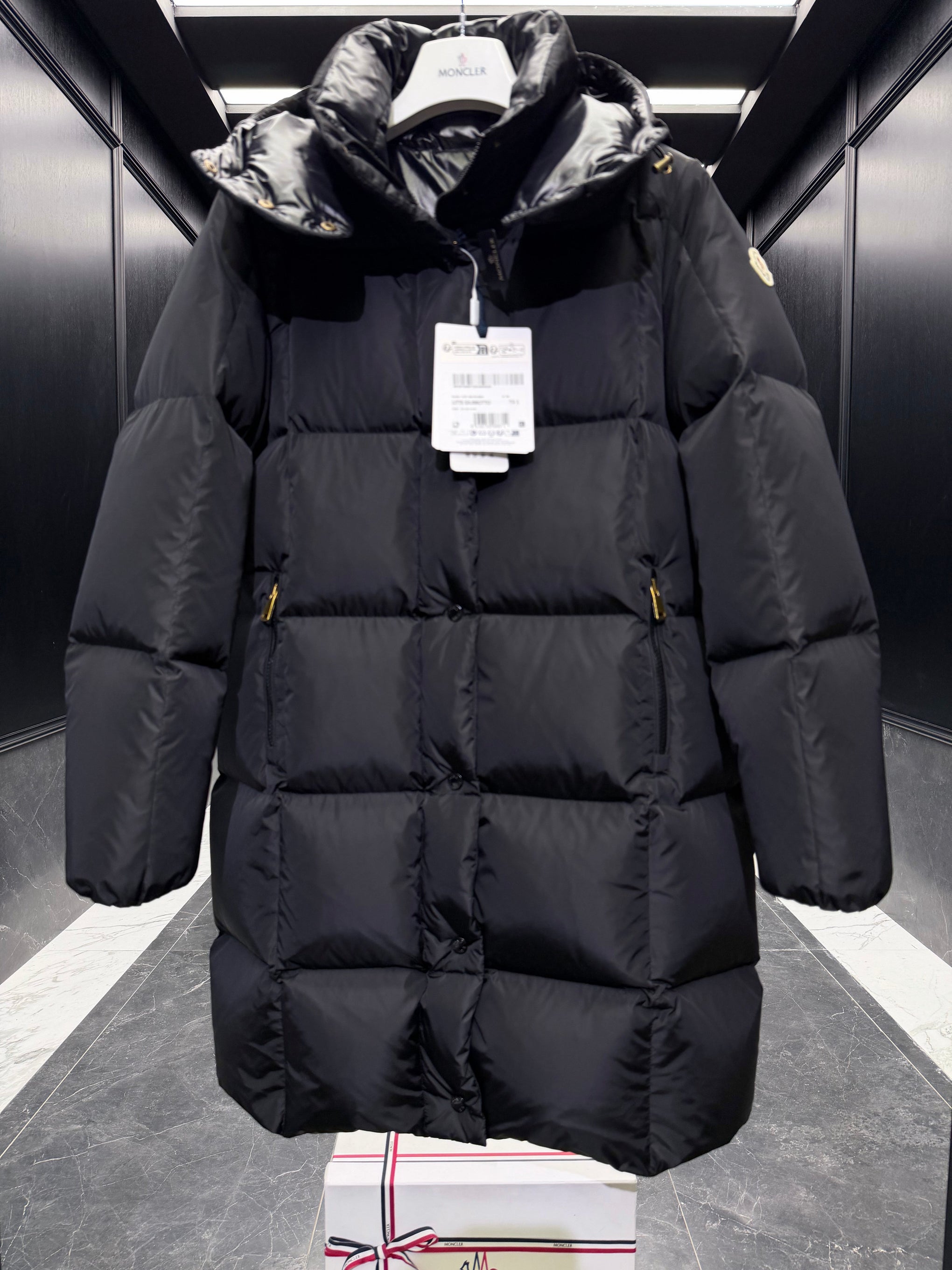 MONC LITTE COAT
