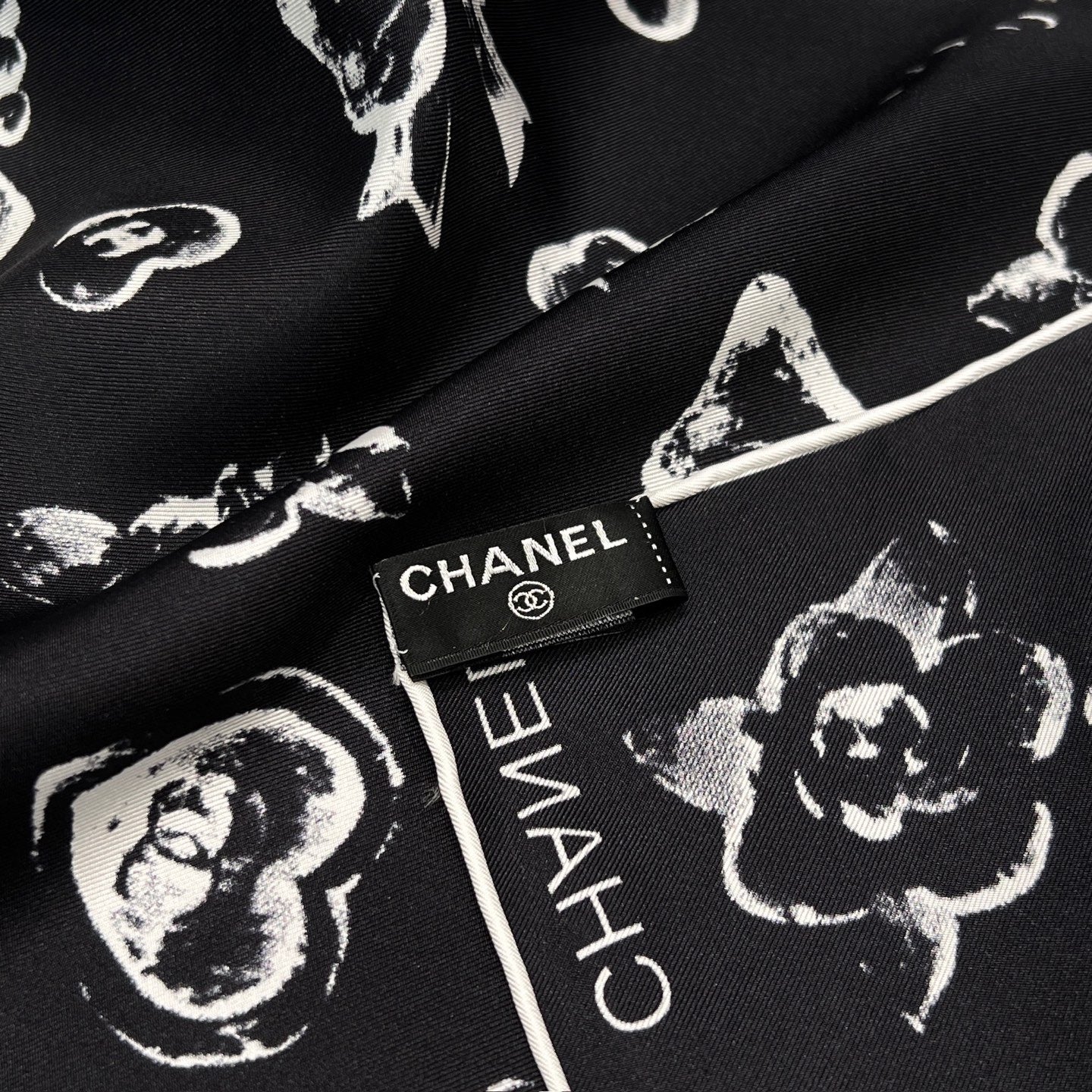 CC SILK SCARF