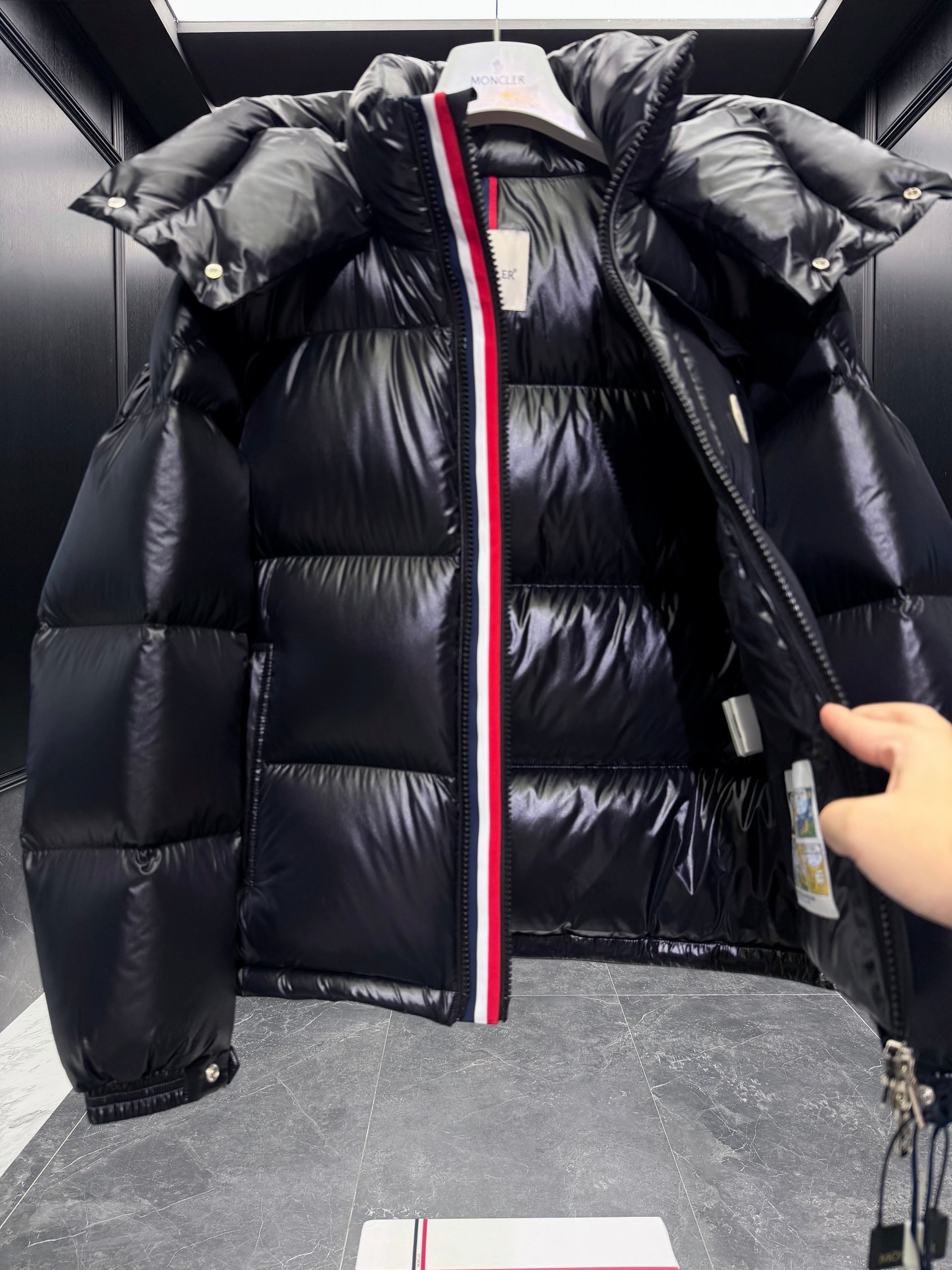 MONC MONTBELIARD JACKET