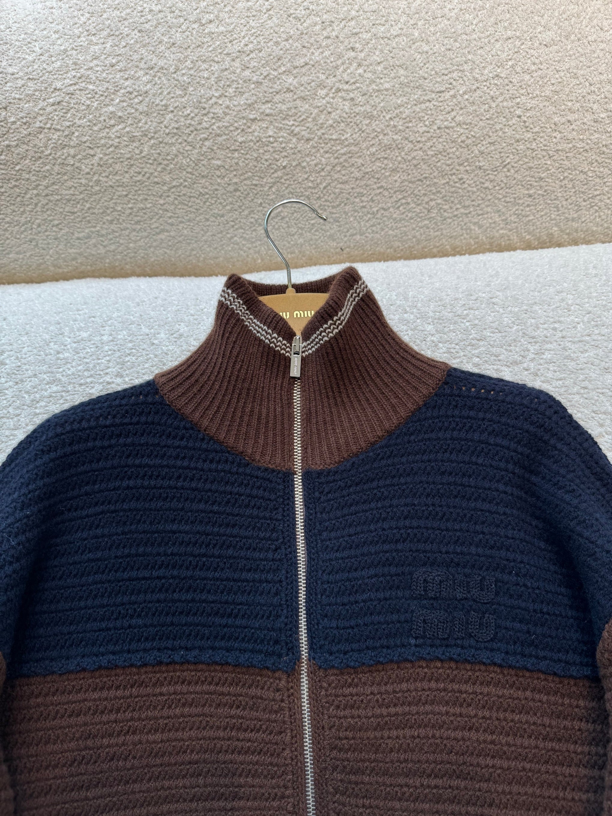 MIU M ZIP CARDIGAN