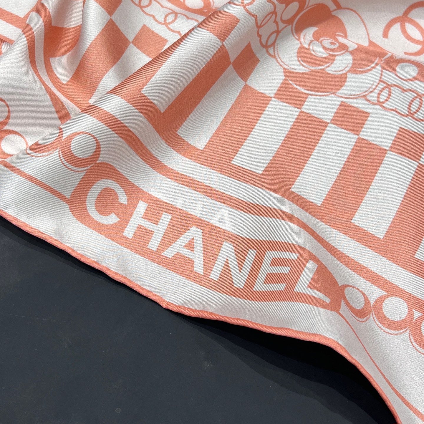 CC SILK SCARF