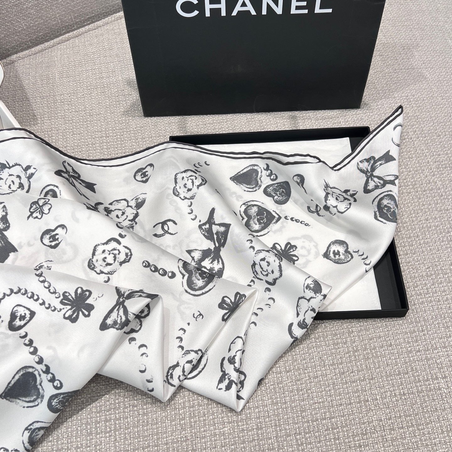 CC SILK SCARF