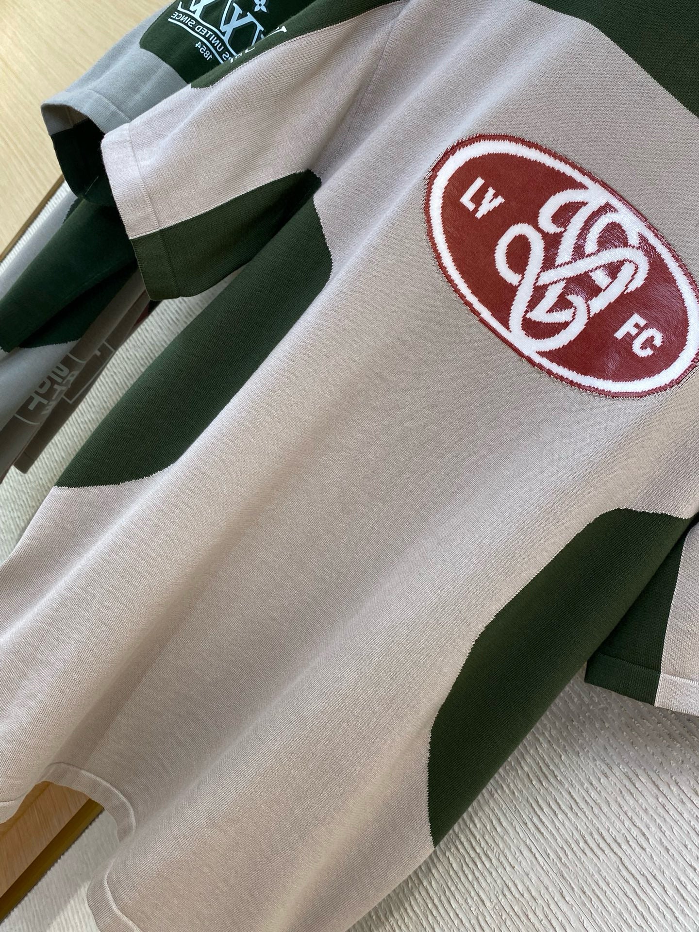 LOU T-SHIRT