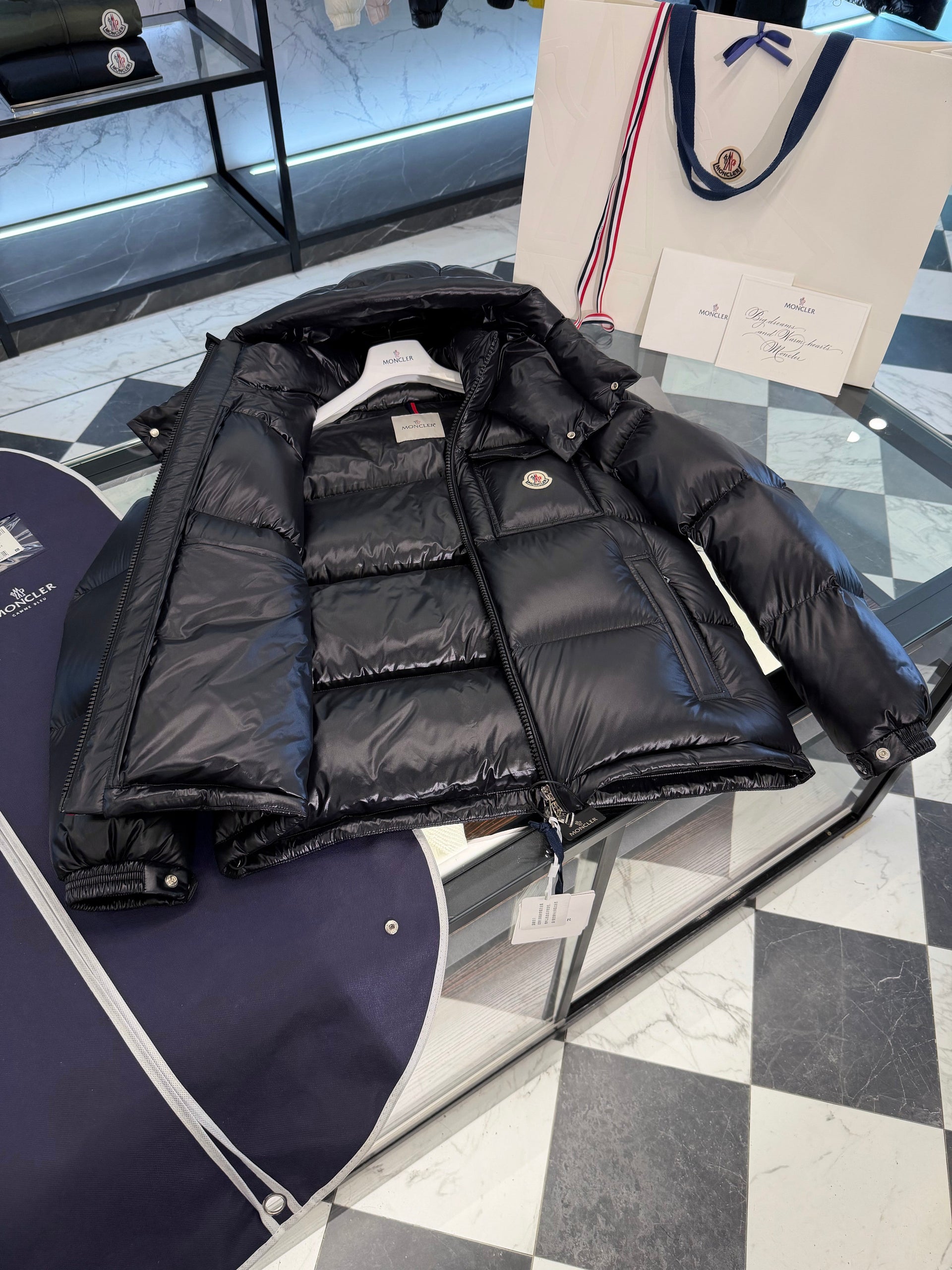 MONC MONTBELIARD JACKET
