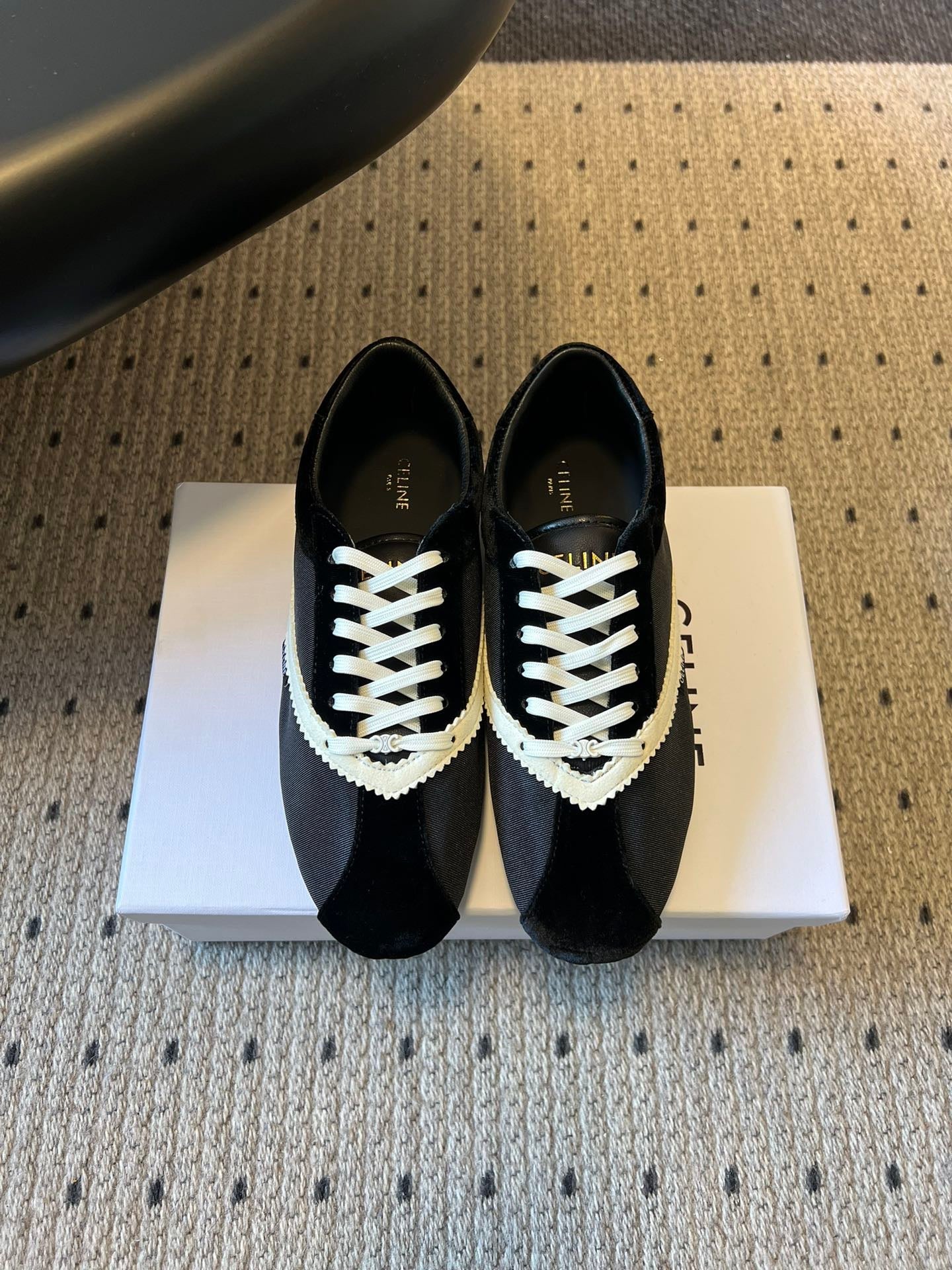 CEL FLAT SNEAKERS