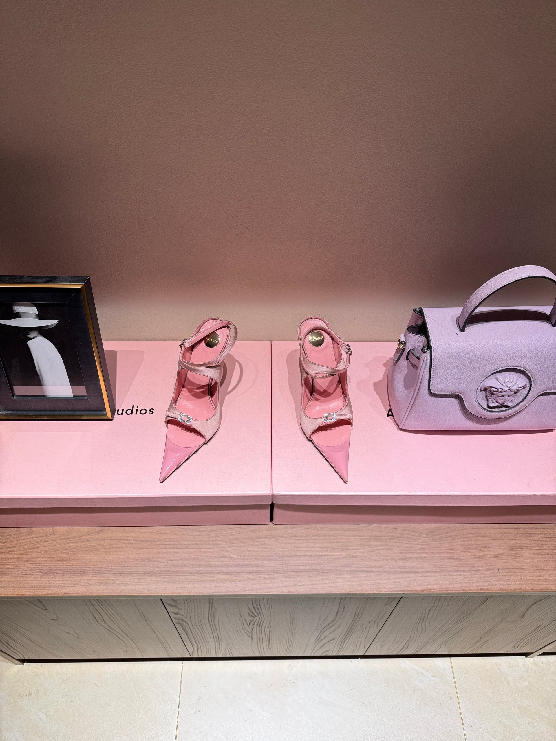 SL HEELS