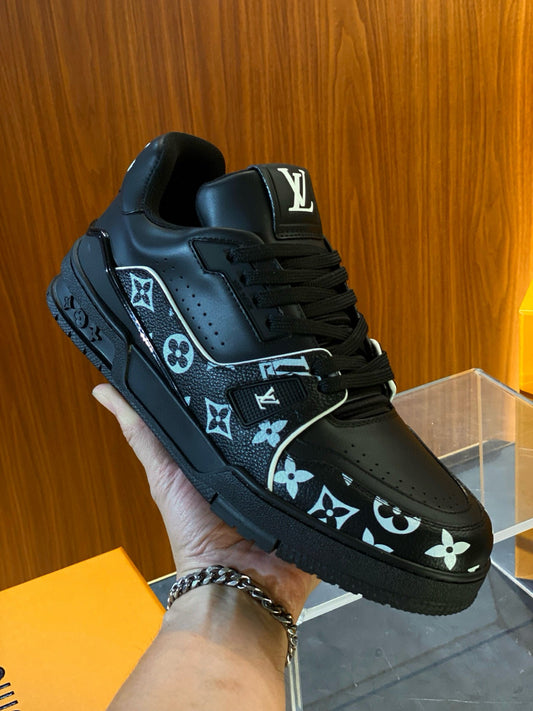LOU TRAINERS