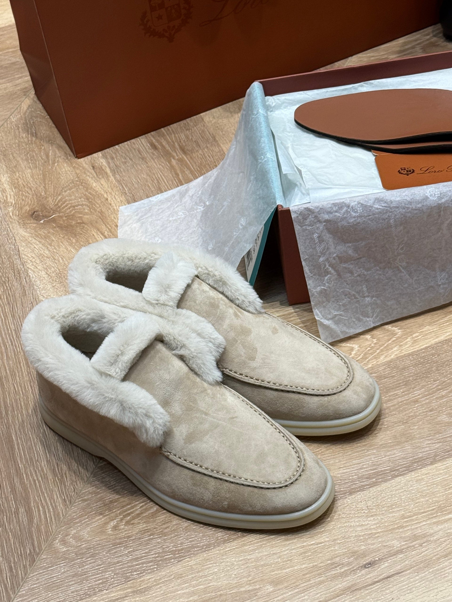 LORO P OPEN WALK BOOTS