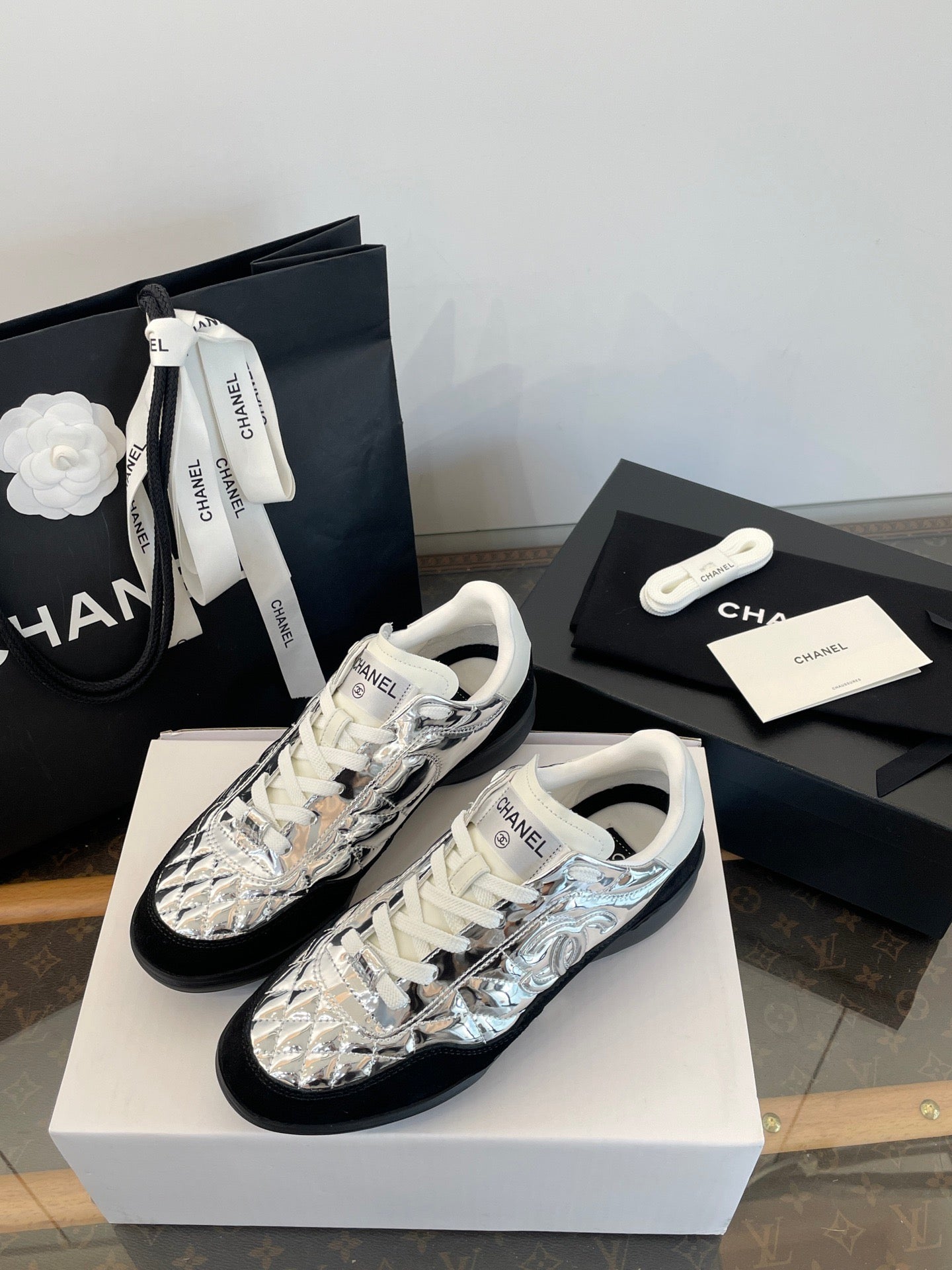 CC SNEAKER