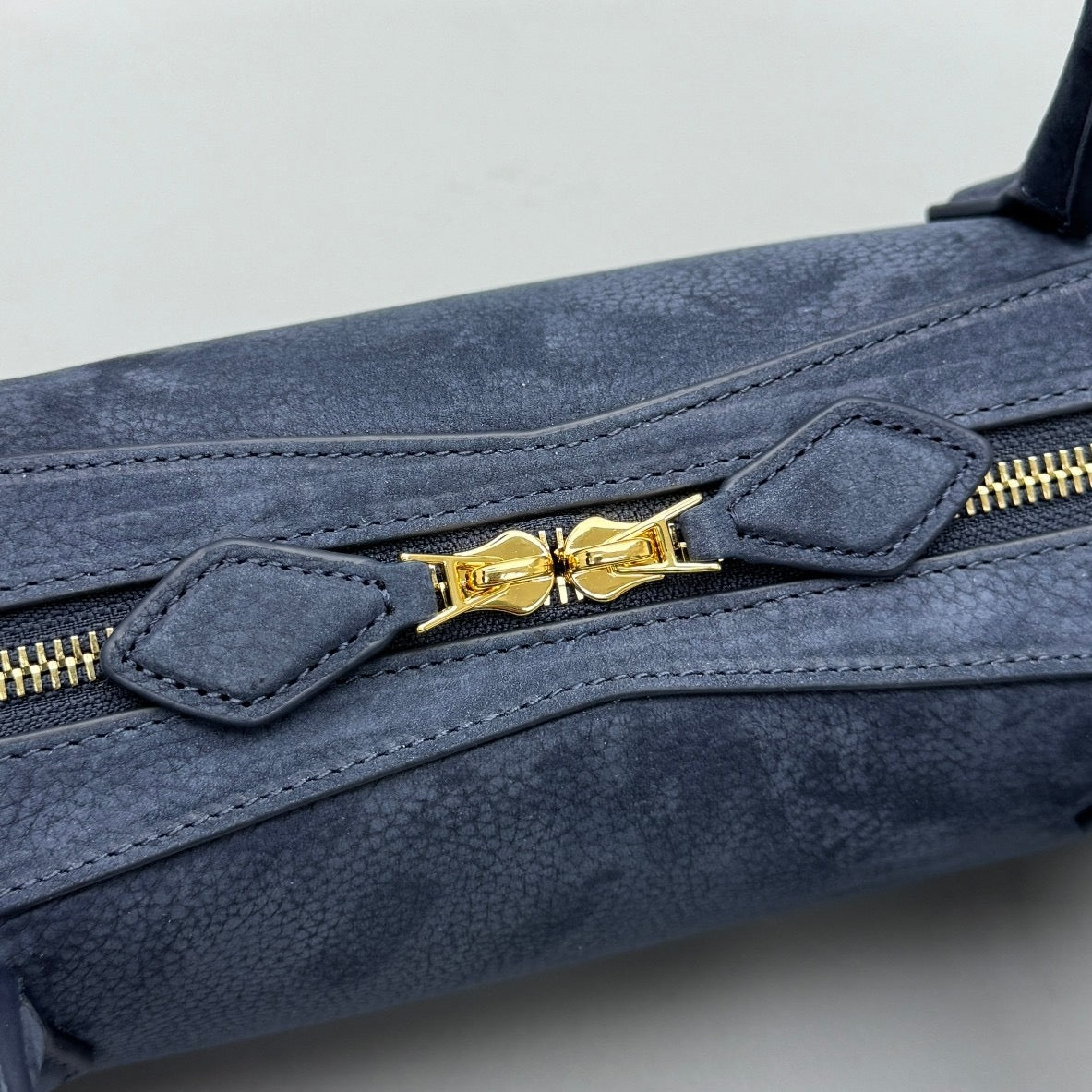 ALAIA LE TECKEL MEDIUM BAG