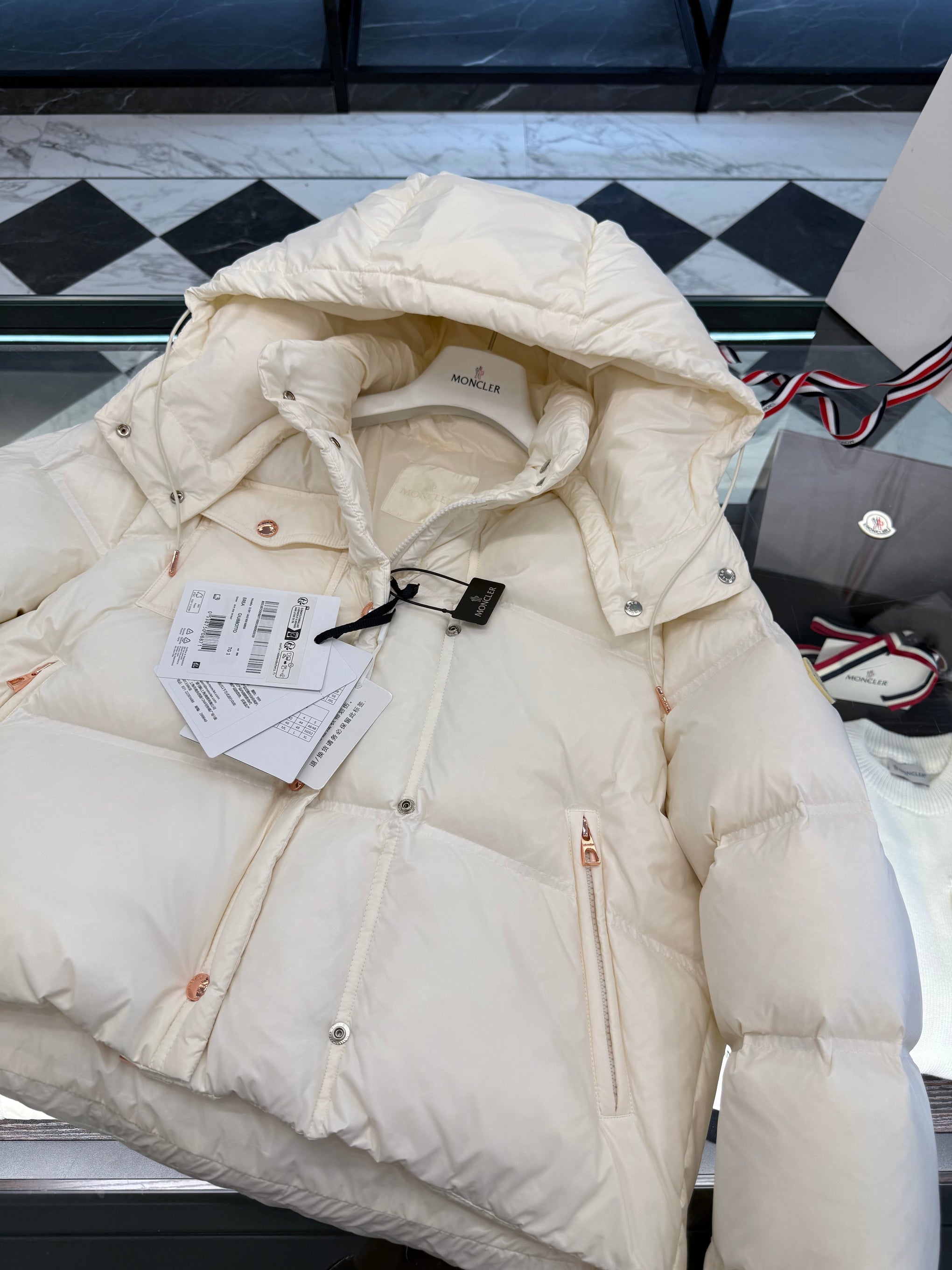 MONC EREA JACKET