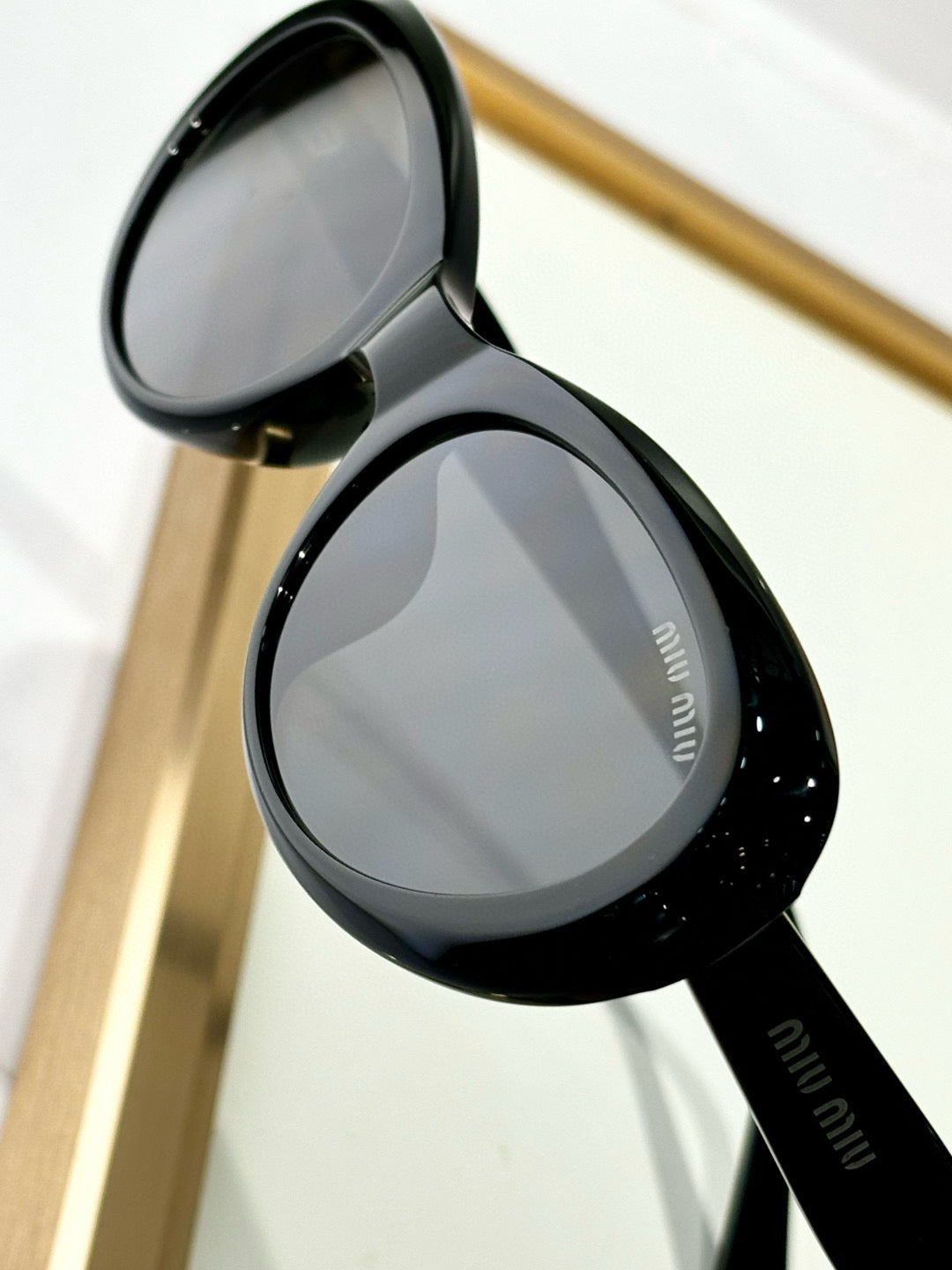 MIU M SUNGLASSES