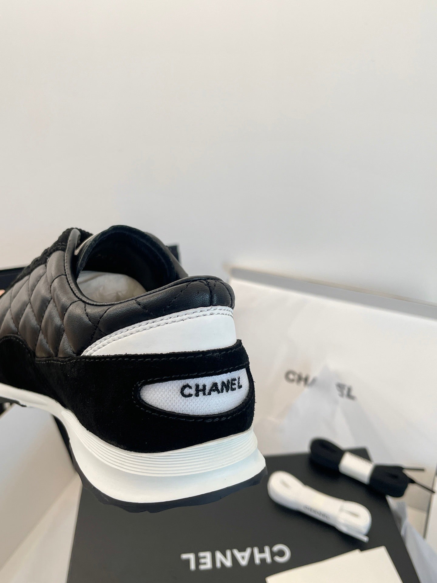 CC SNEAKER