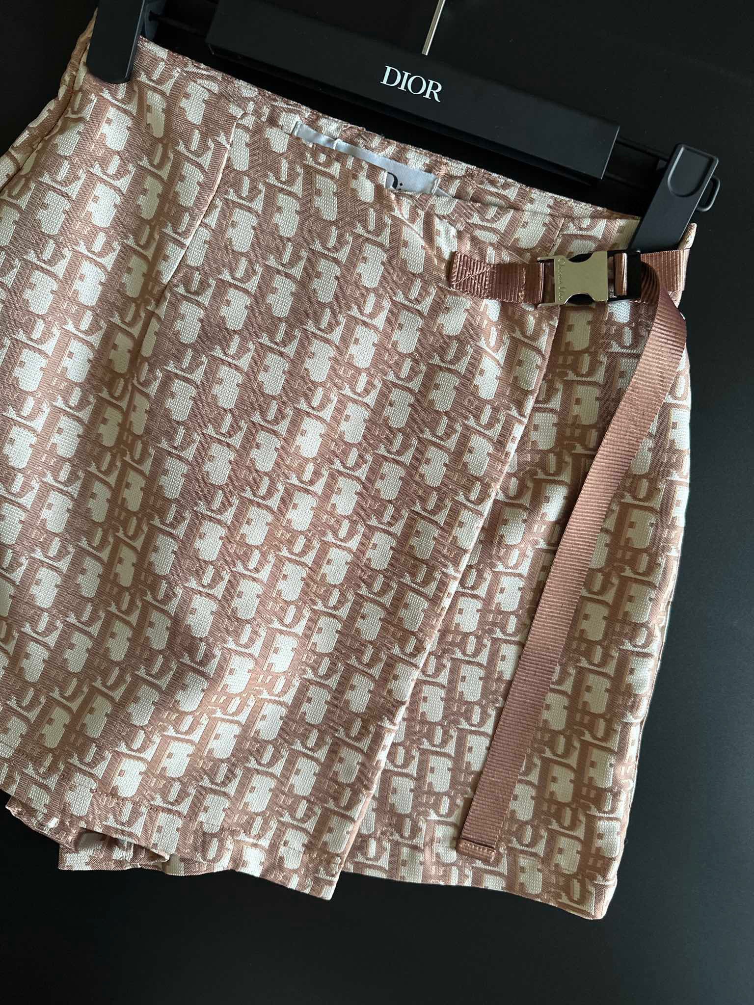 CD SHORTS