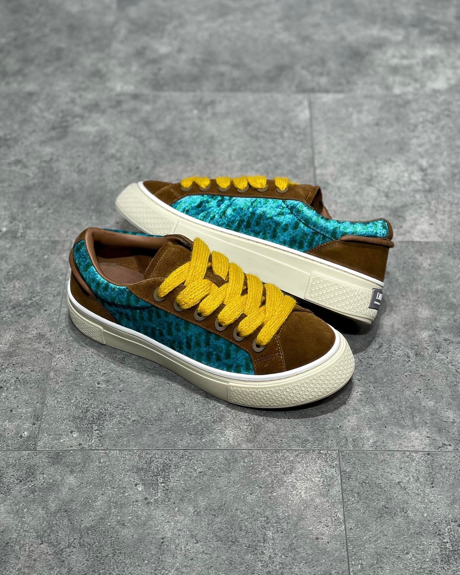 CD B33 SNEAKER