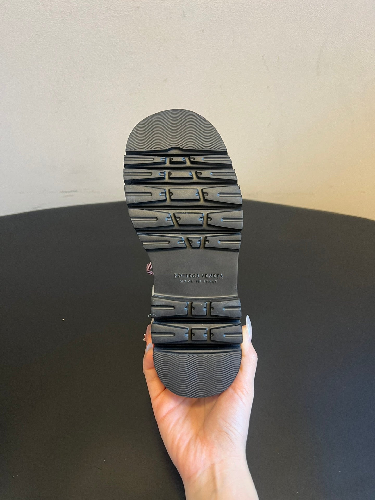 BOTT V BOOTS