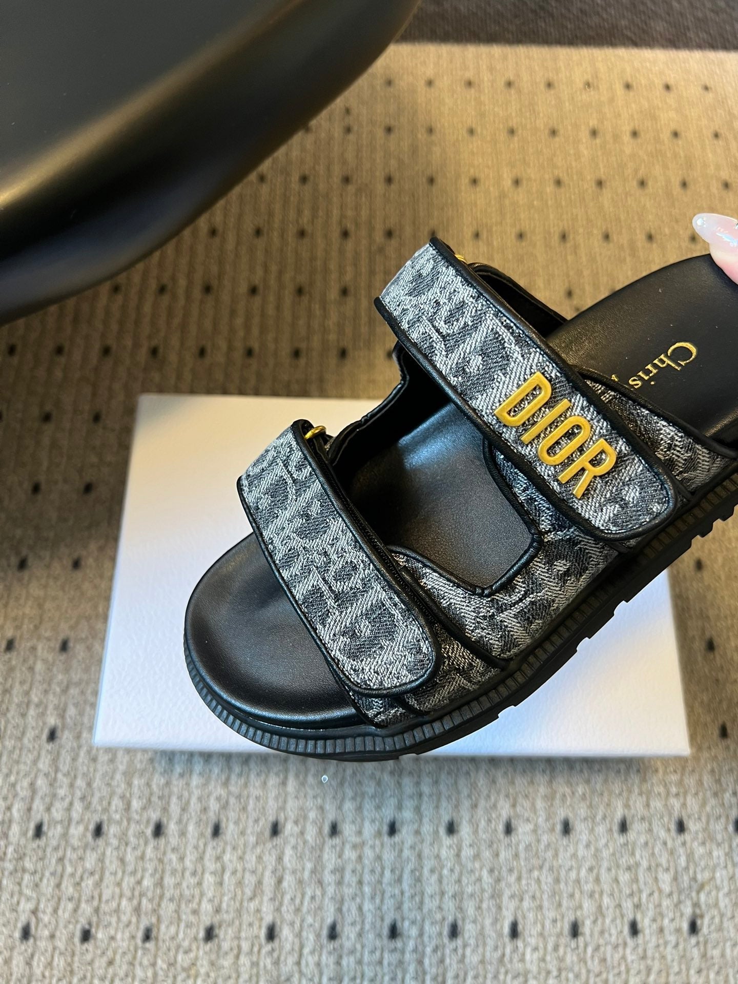 CD DIORACT SANDALS