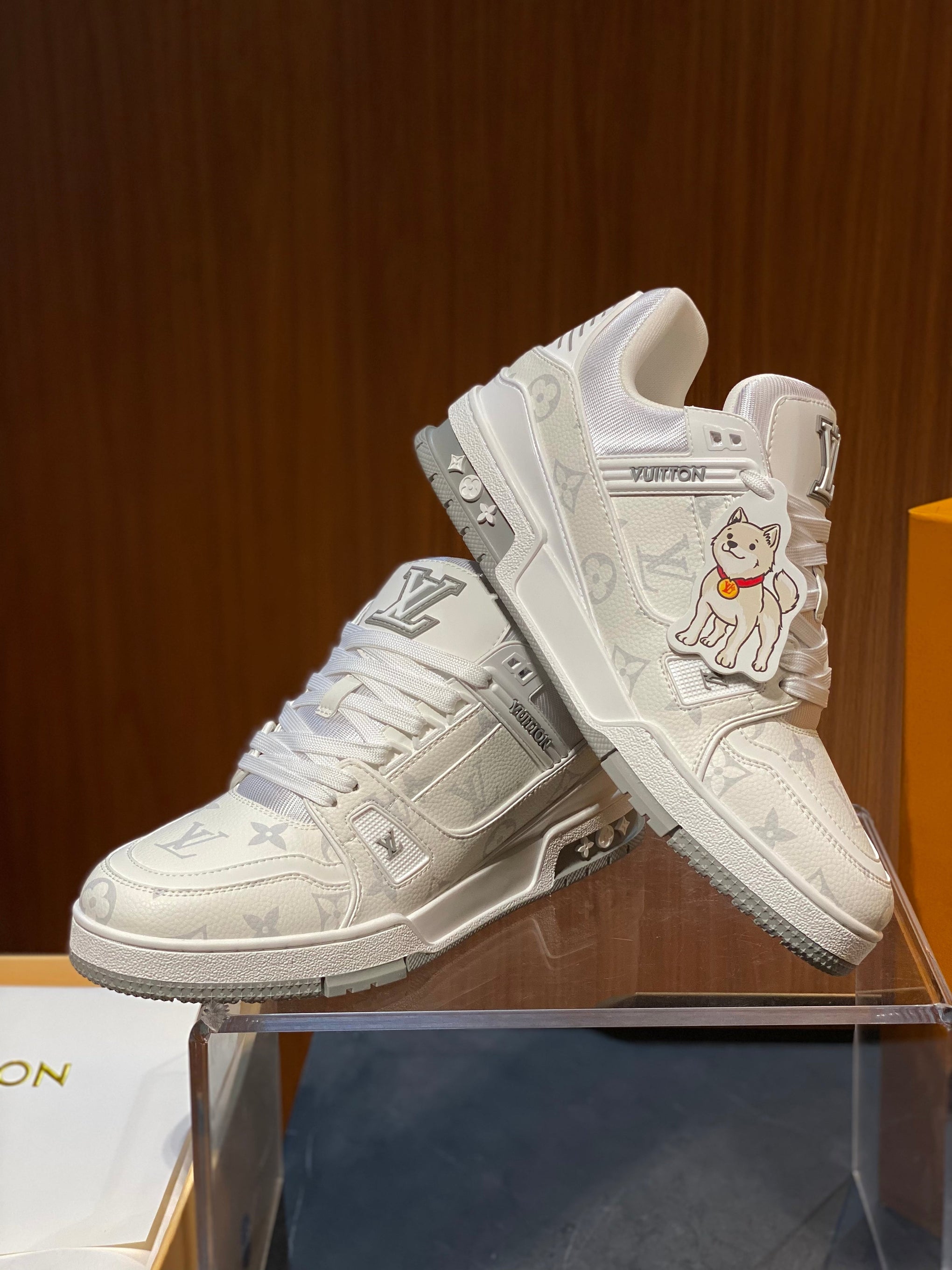 LOU TRAINERS