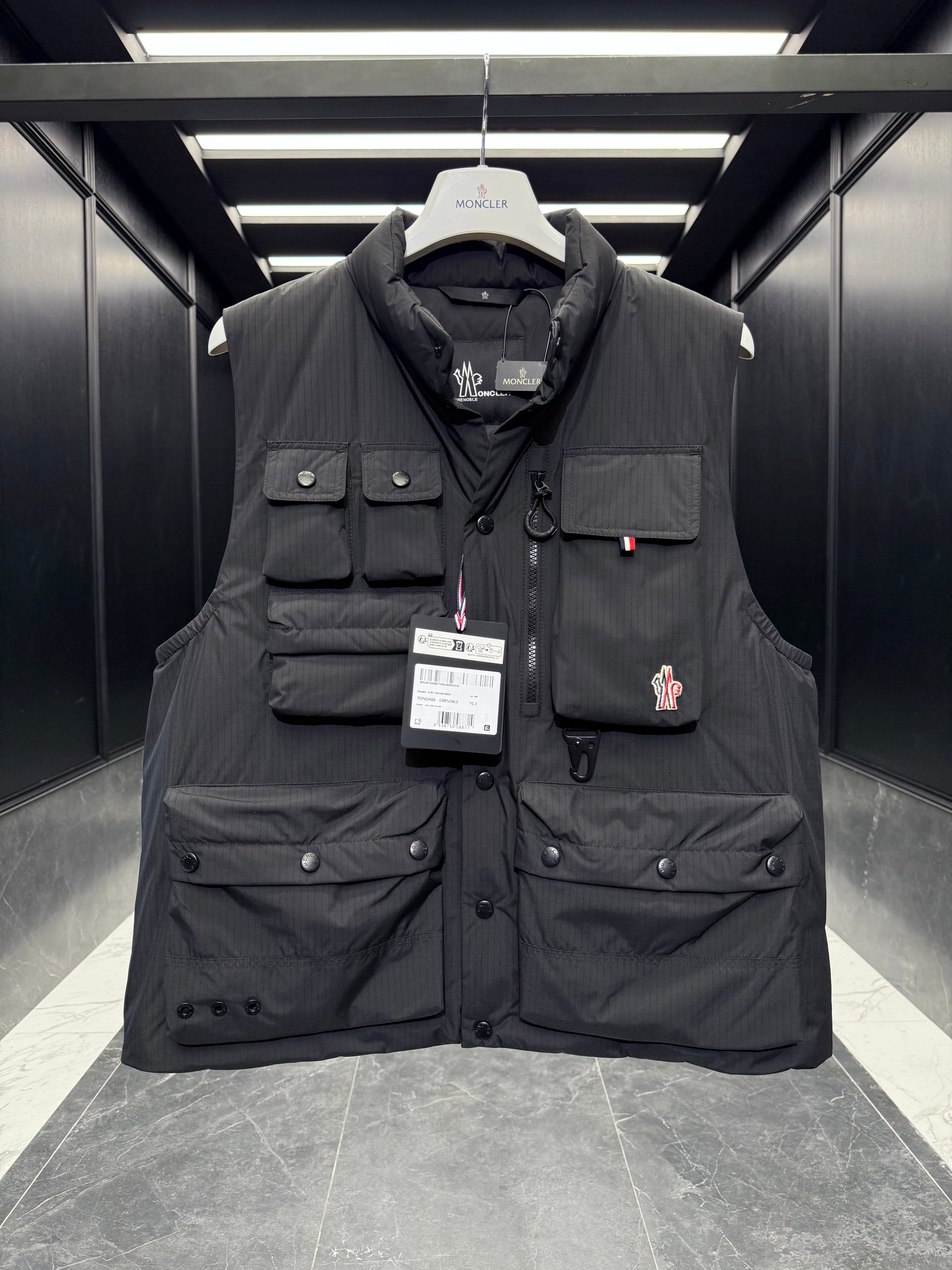 MONC TONGASS VEST