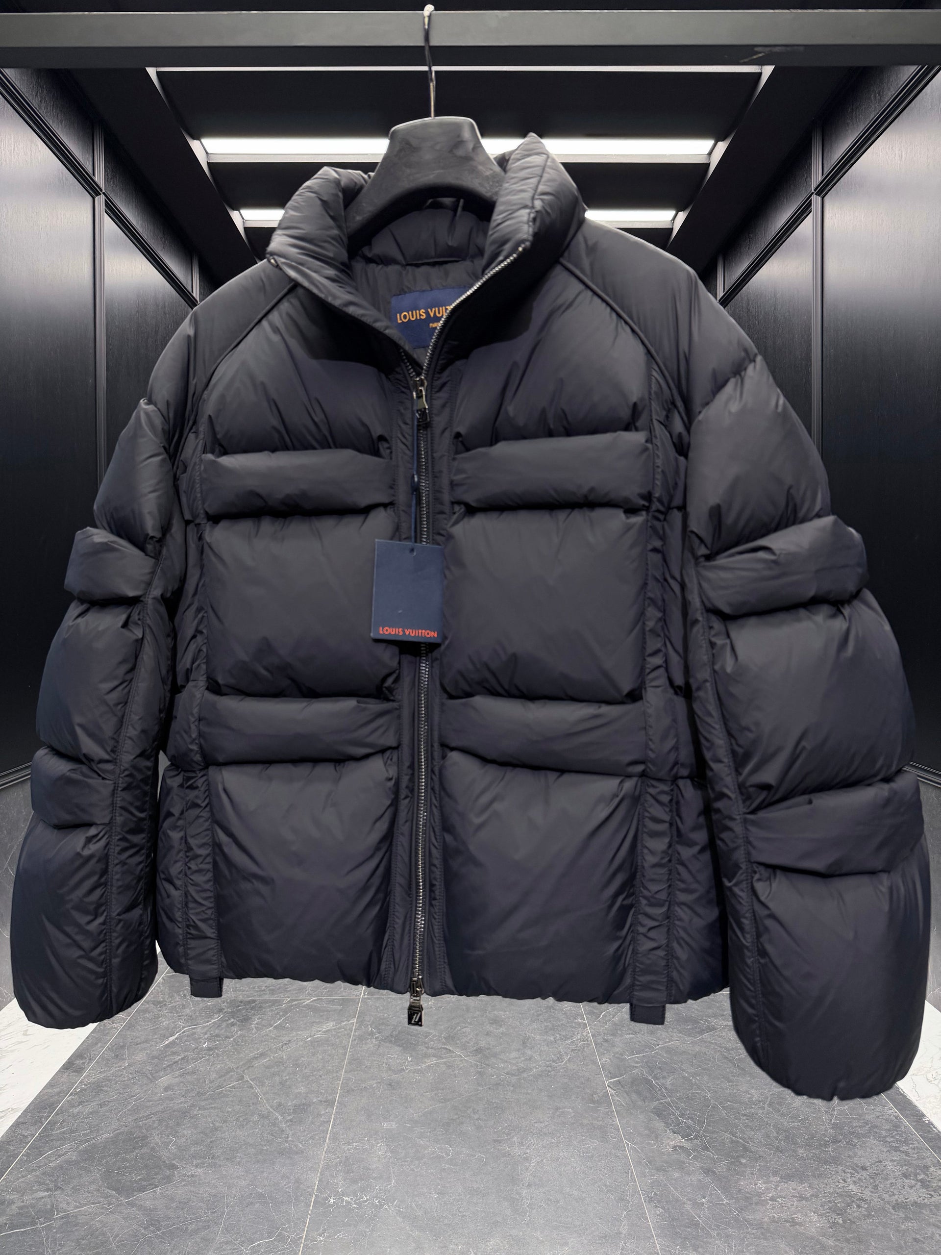 LOU PUFFER JACKET